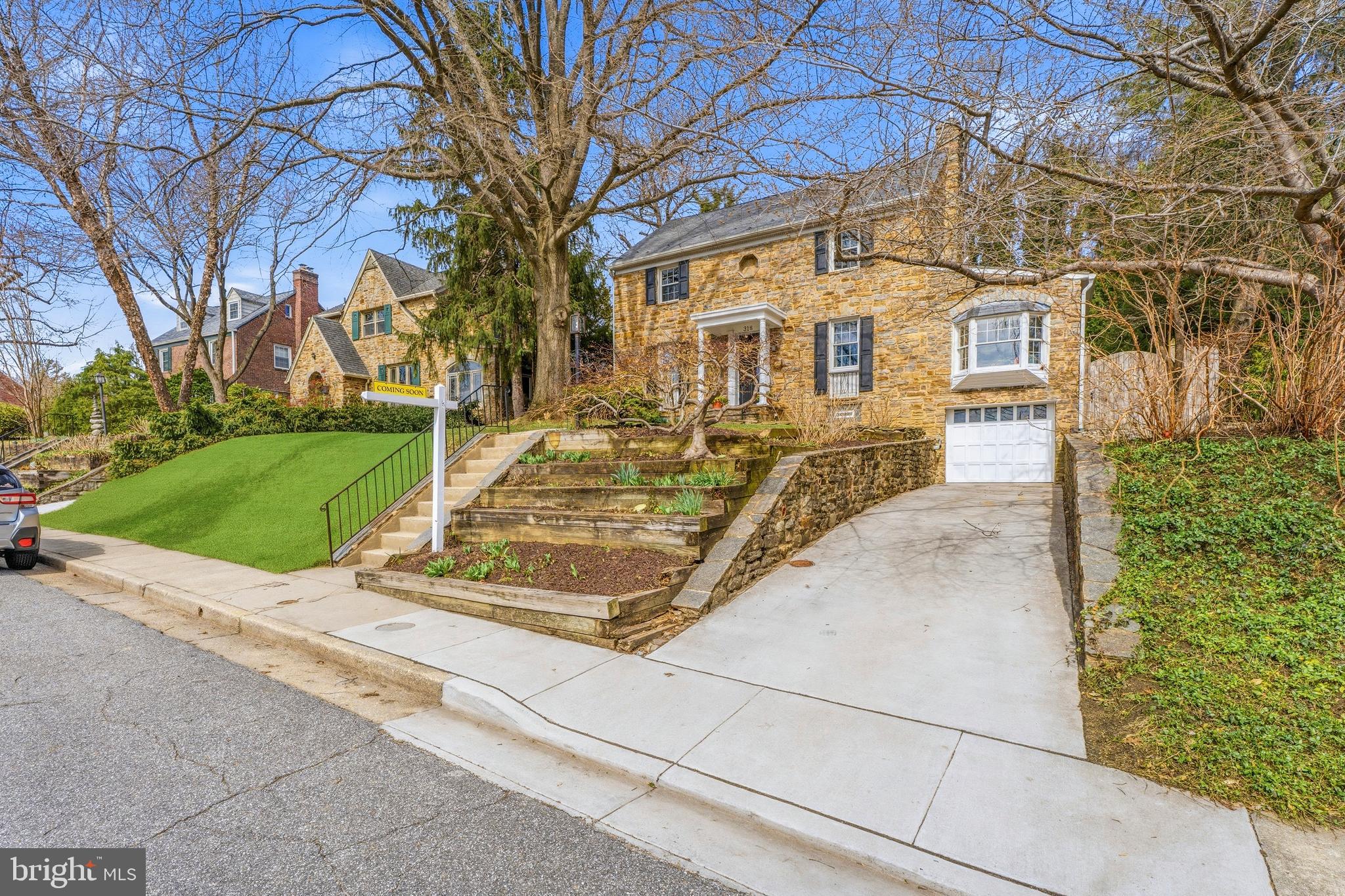 SOUTHLAND HILLS - Residential