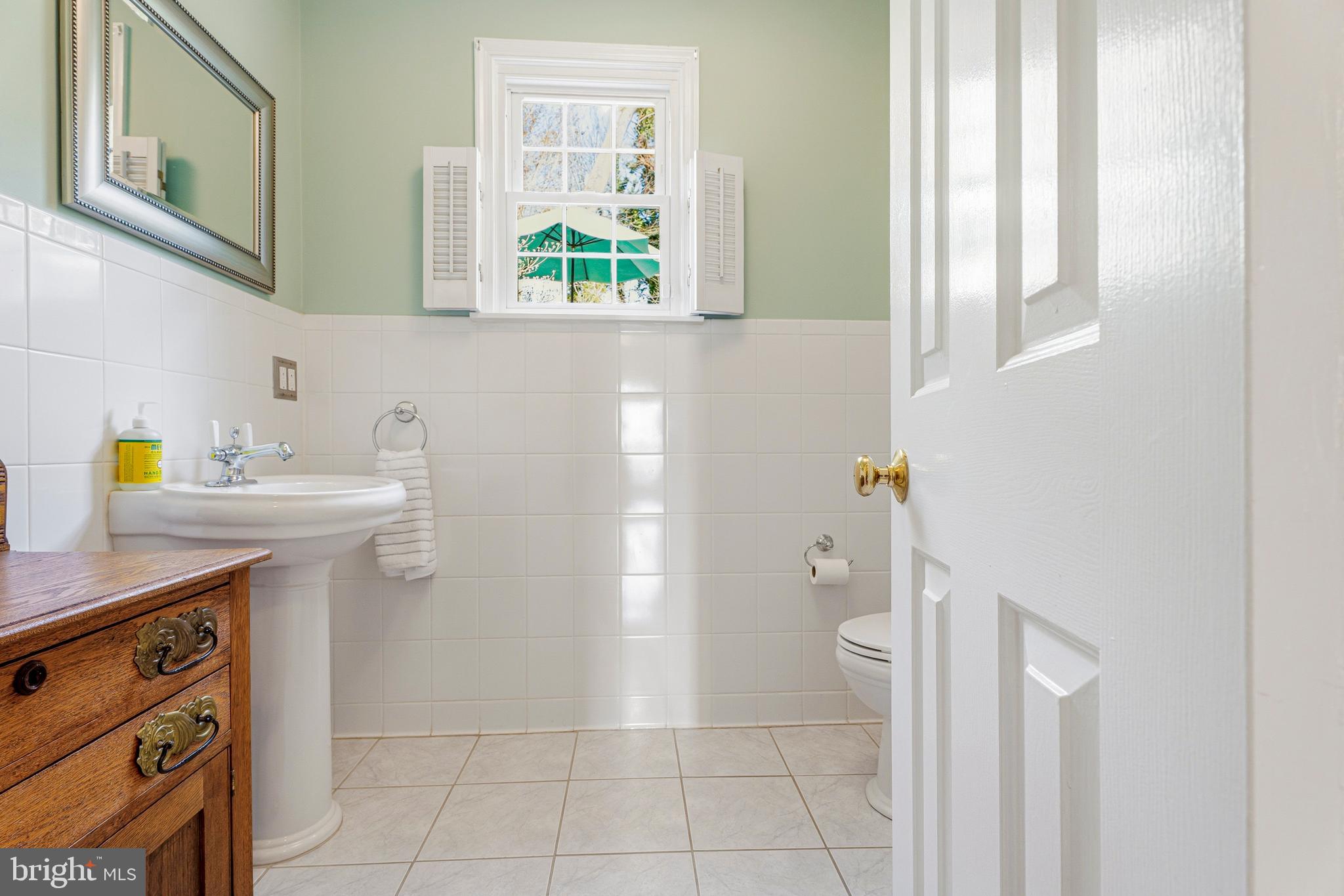 SOUTHLAND HILLS - Residential