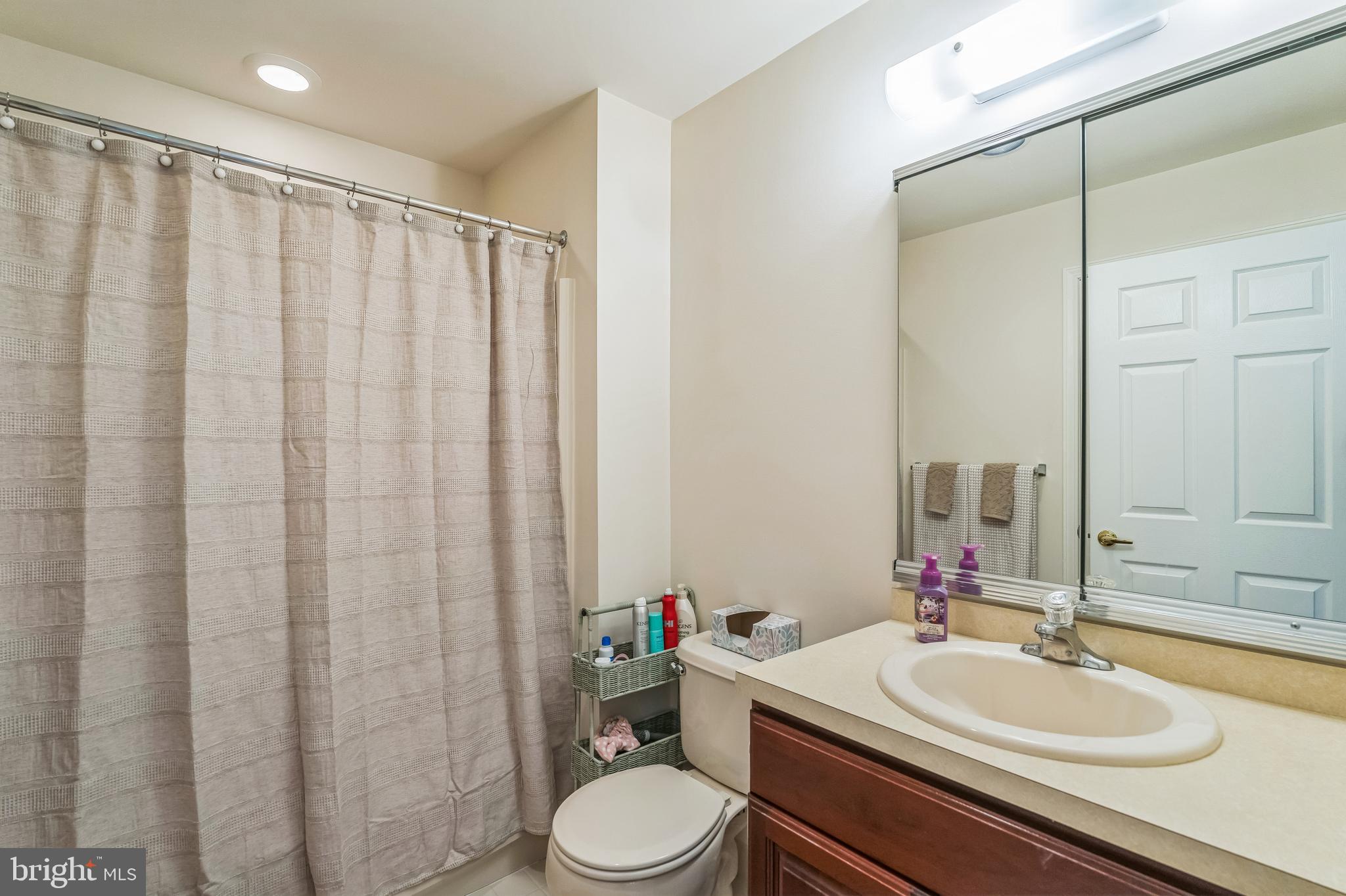 LAMPLIGHTER VILLAGE - Residential