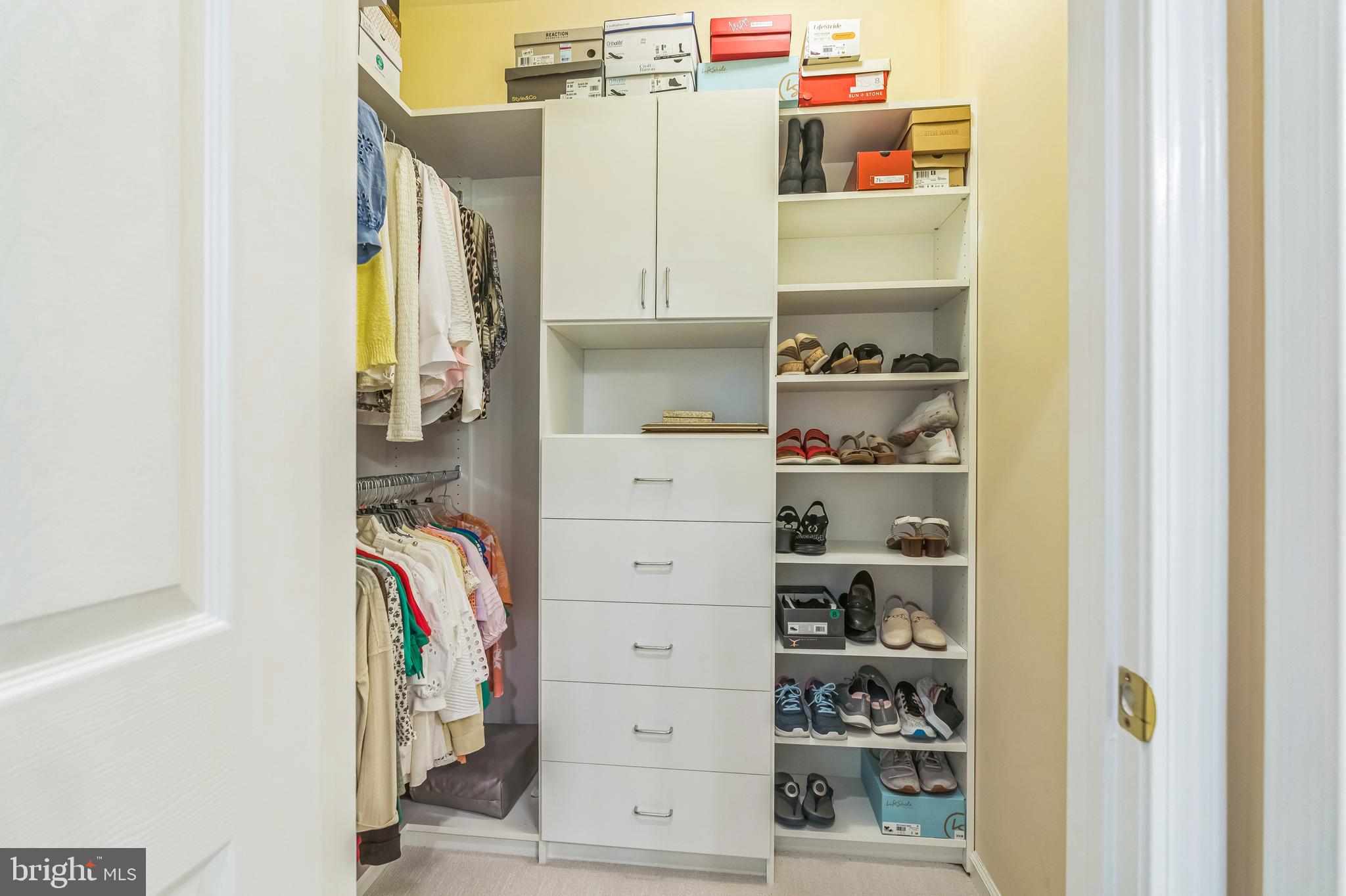 LAMPLIGHTER VILLAGE - Residential