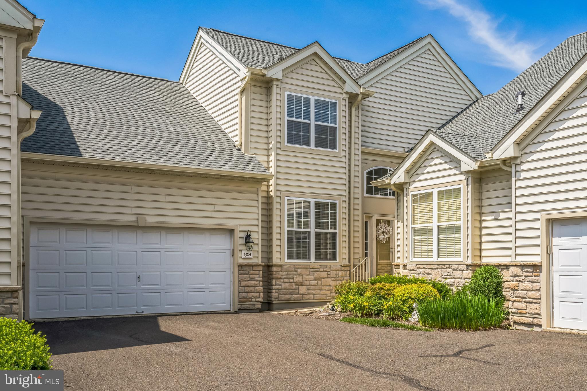 LAMPLIGHTER VILLAGE - Residential