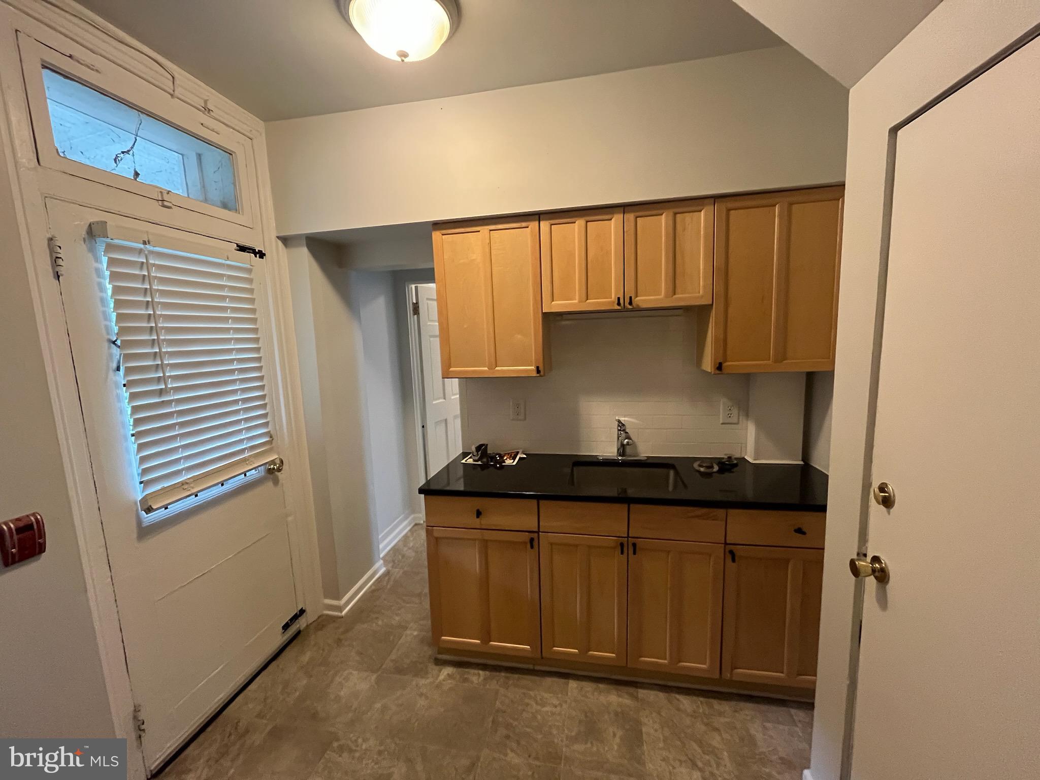 ROXBOROUGH - Residential Lease