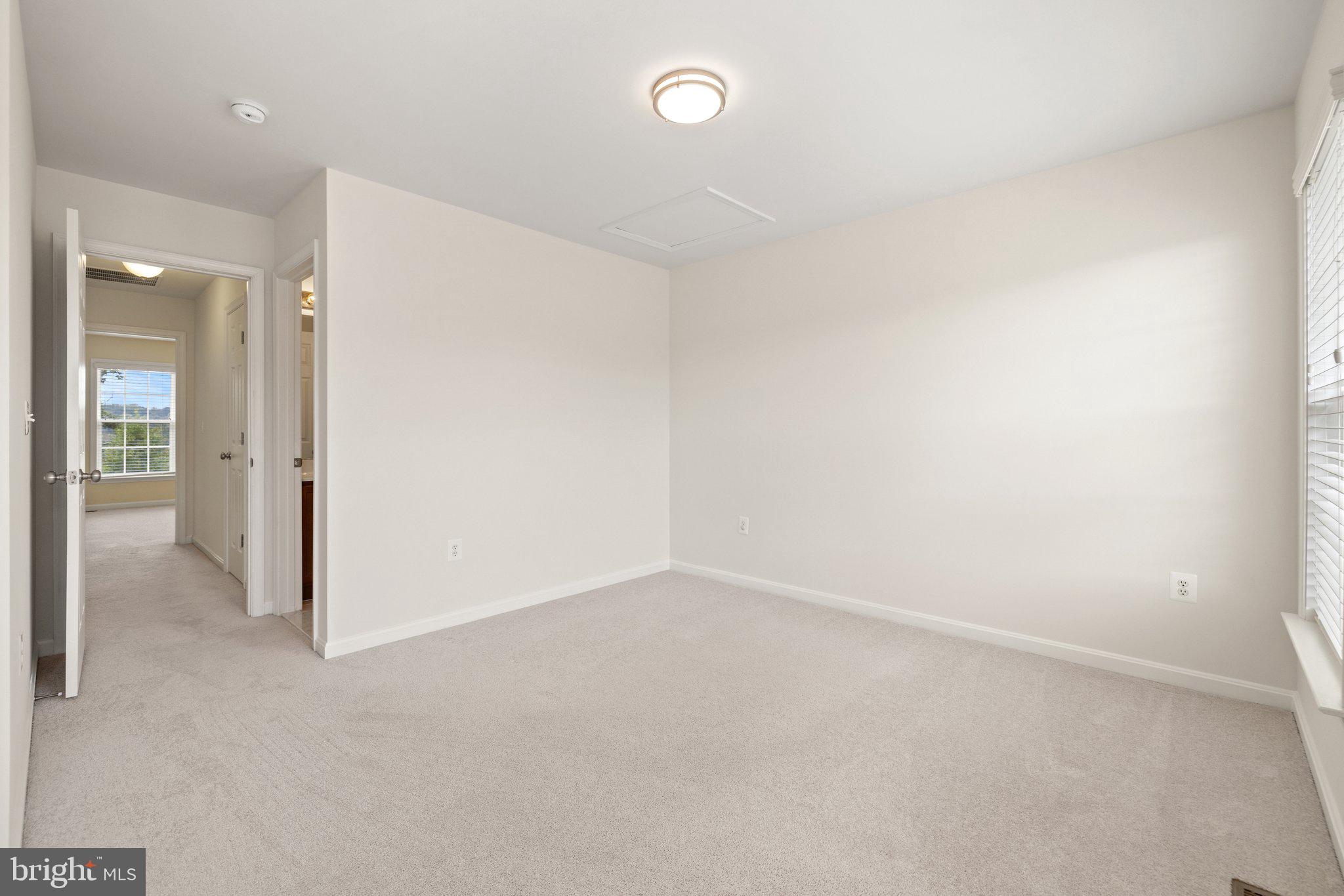 POWELLS RUN VILLAGE - Residential Lease