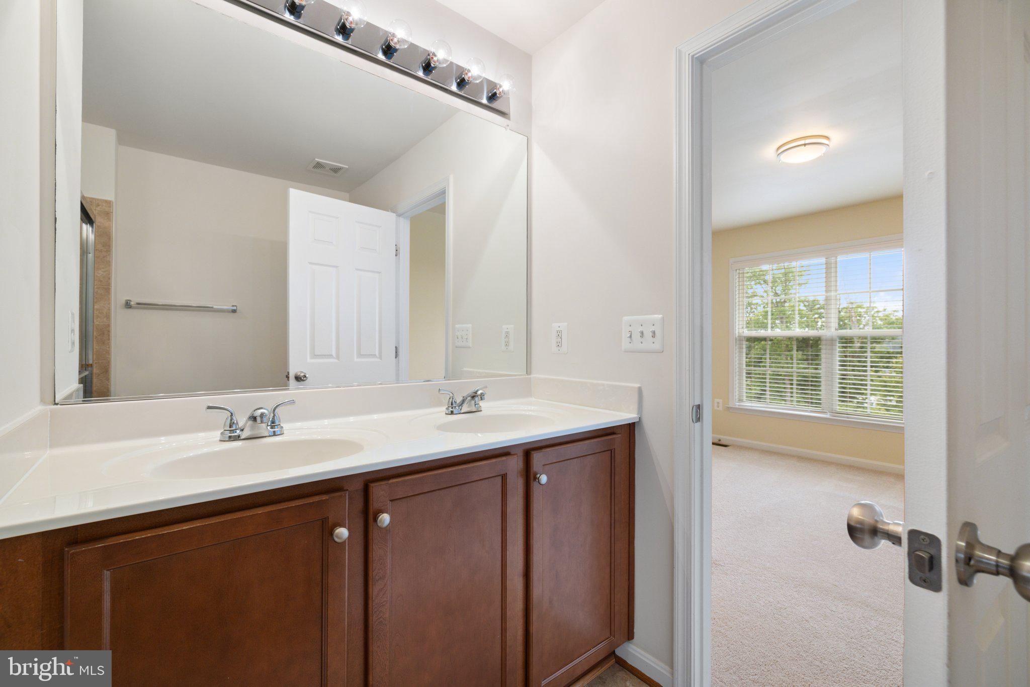 POWELLS RUN VILLAGE - Residential Lease