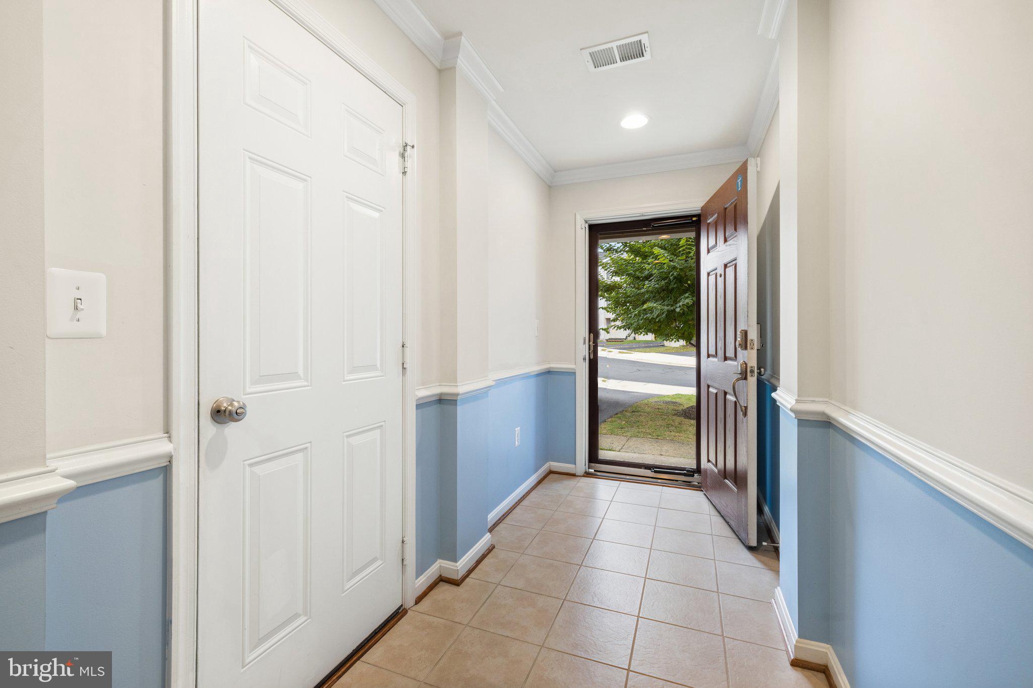 POWELLS RUN VILLAGE - Residential Lease