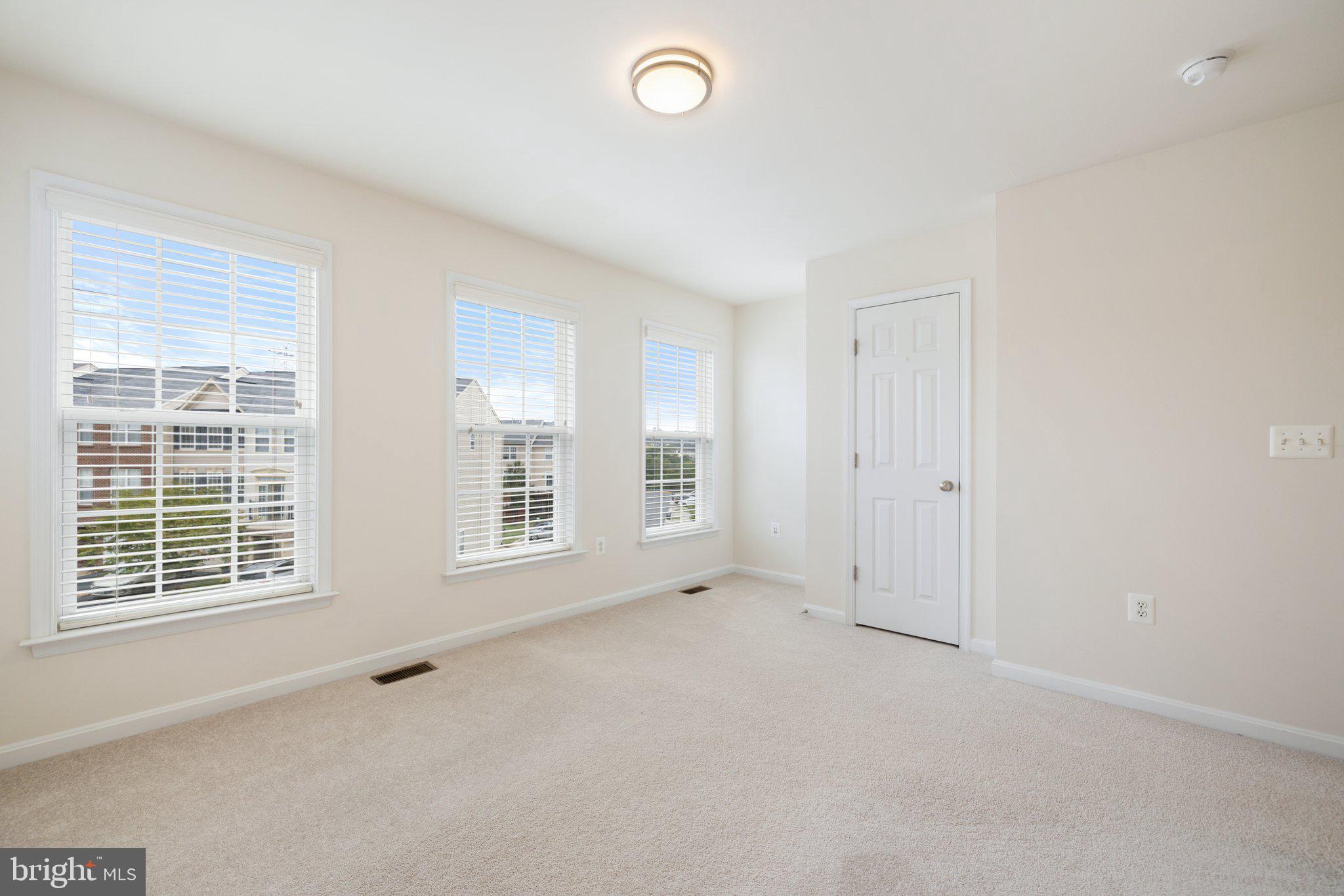 POWELLS RUN VILLAGE - Residential Lease