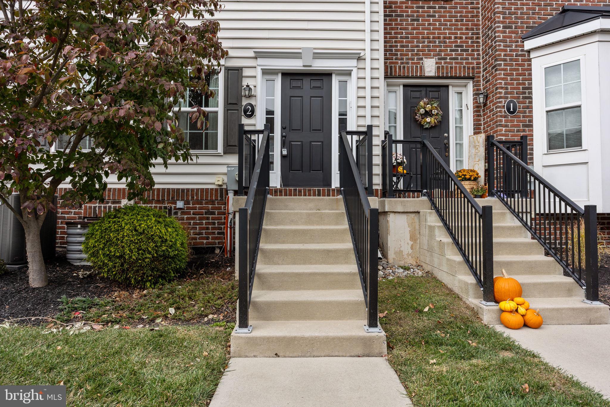 CARRIAGE HILL - Residential Lease