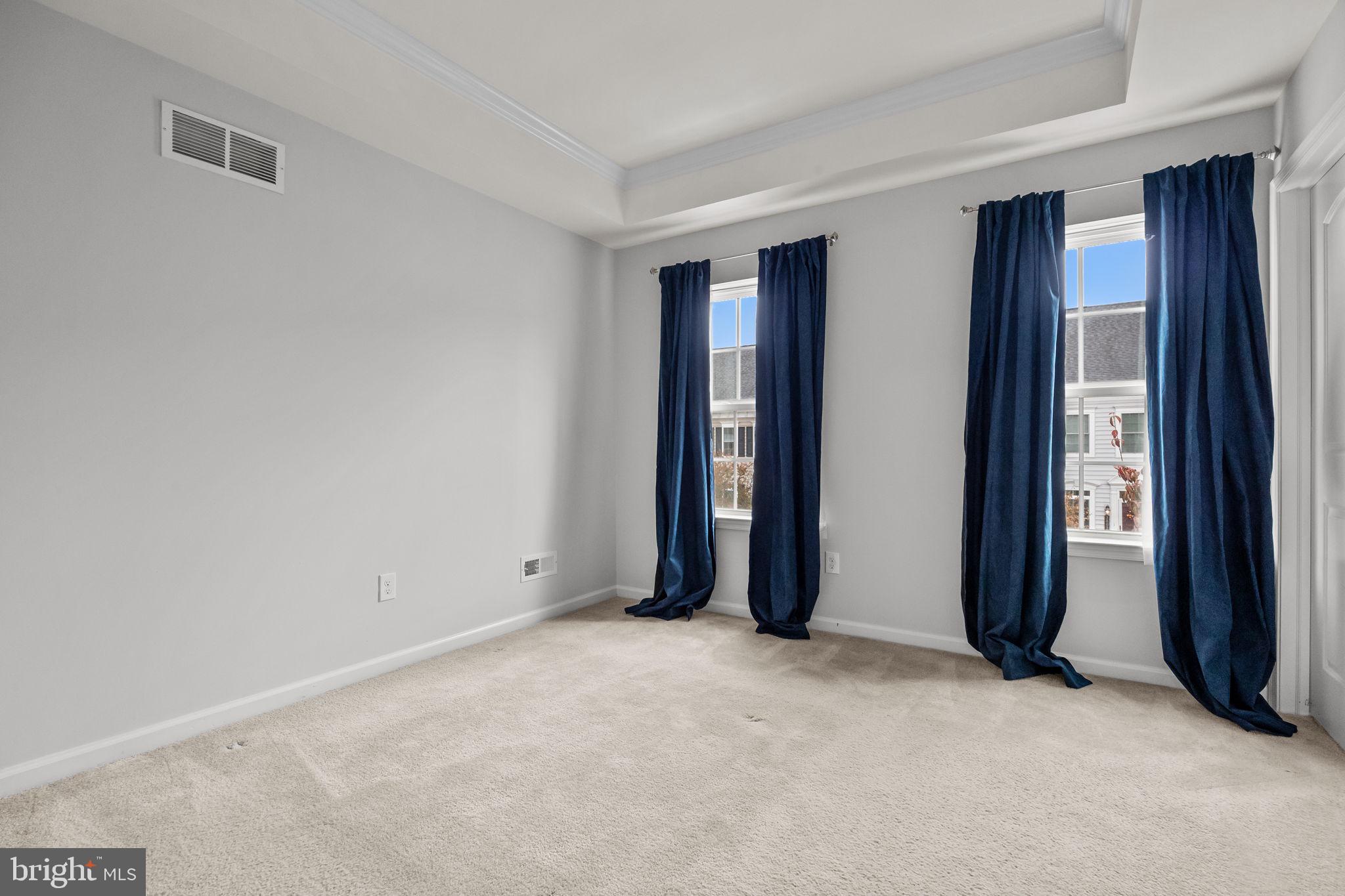 CARRIAGE HILL - Residential Lease