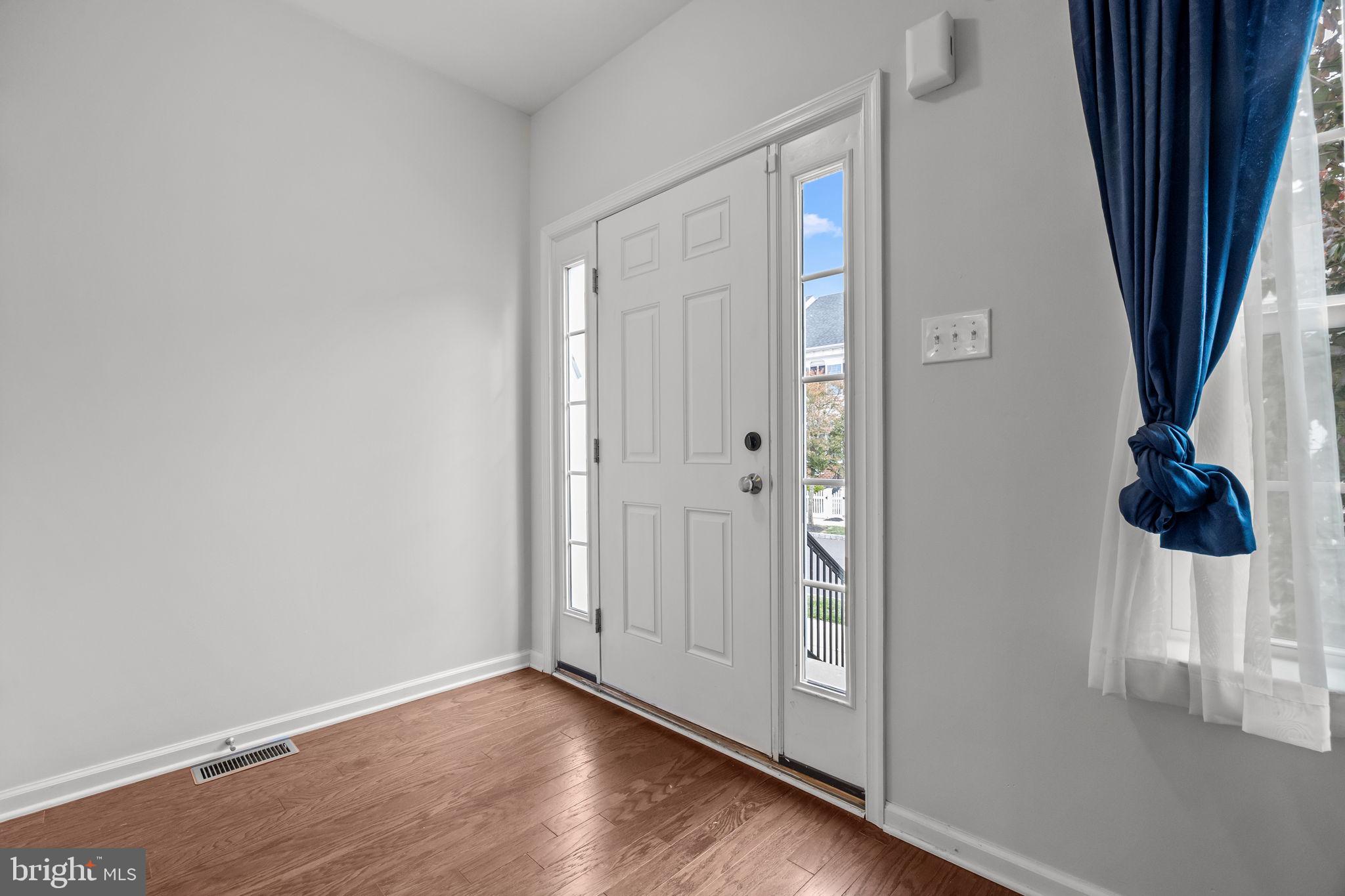 CARRIAGE HILL - Residential Lease