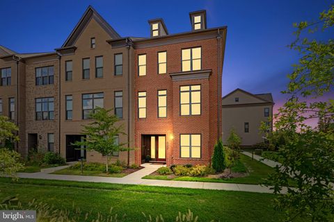12315 YELLOW BUCKEYE WAY FAIRFAX VA 22030