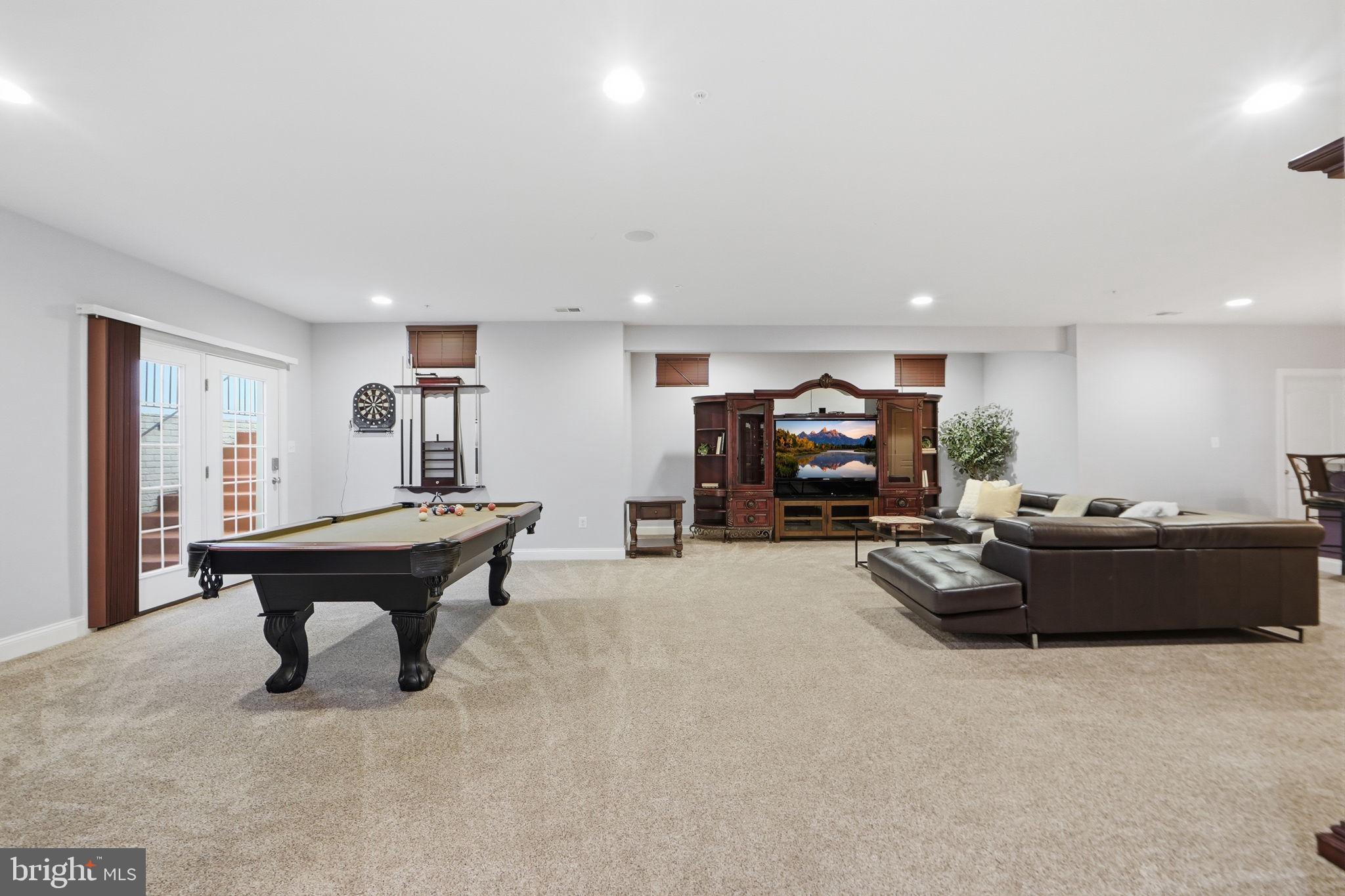 SMITH HOME FARM - Residential