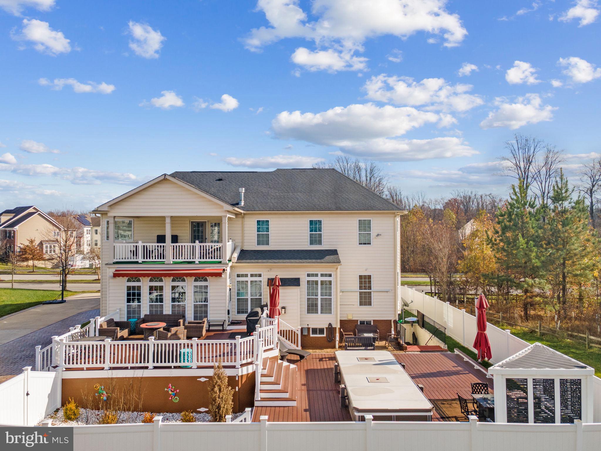 SMITH HOME FARM - Residential