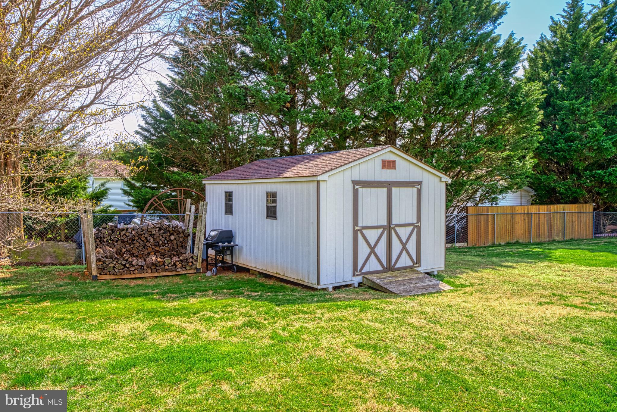 WATERFALL VILLAGE - Residential