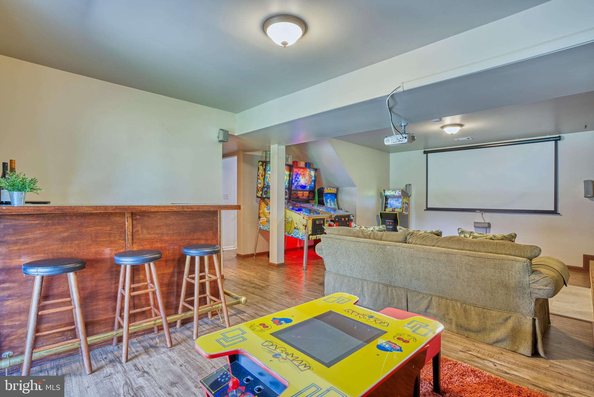 WATERFALL VILLAGE - Residential