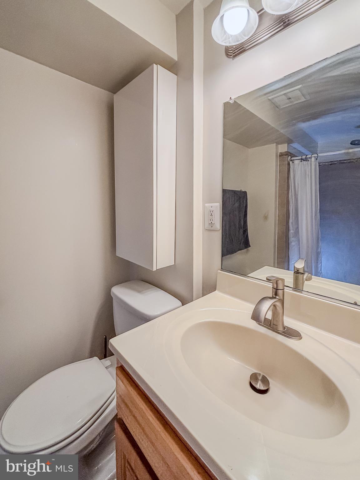 BRENTWOOD - Residential Lease