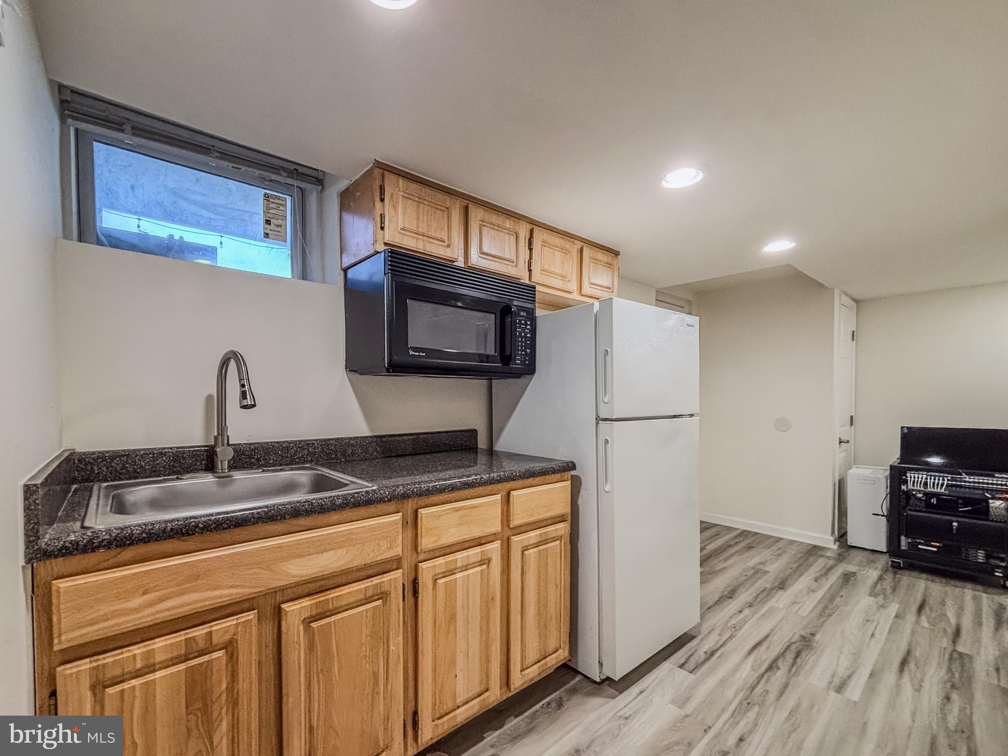 BRENTWOOD - Residential Lease