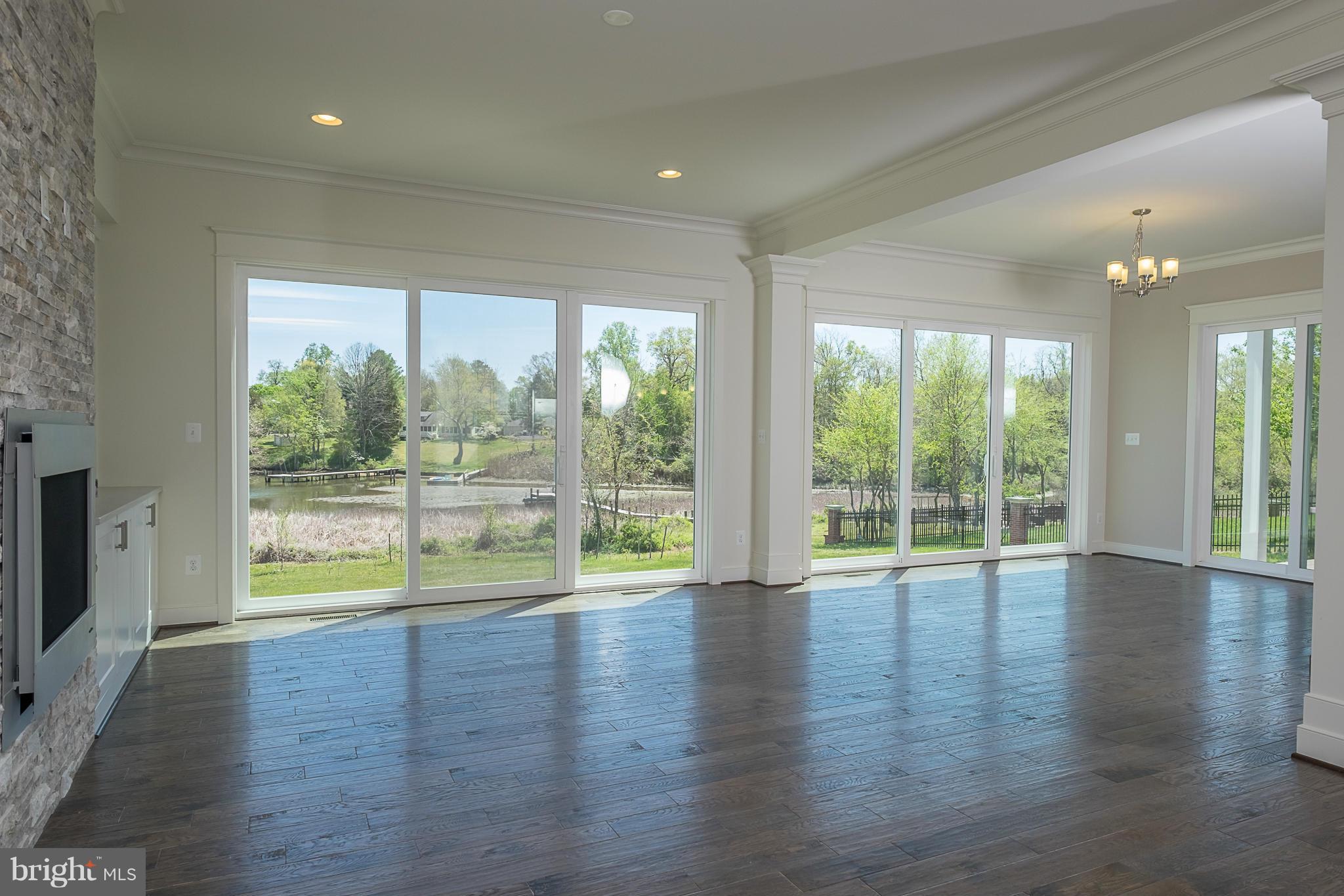 SOUTH RIVER CROSSING - Residential