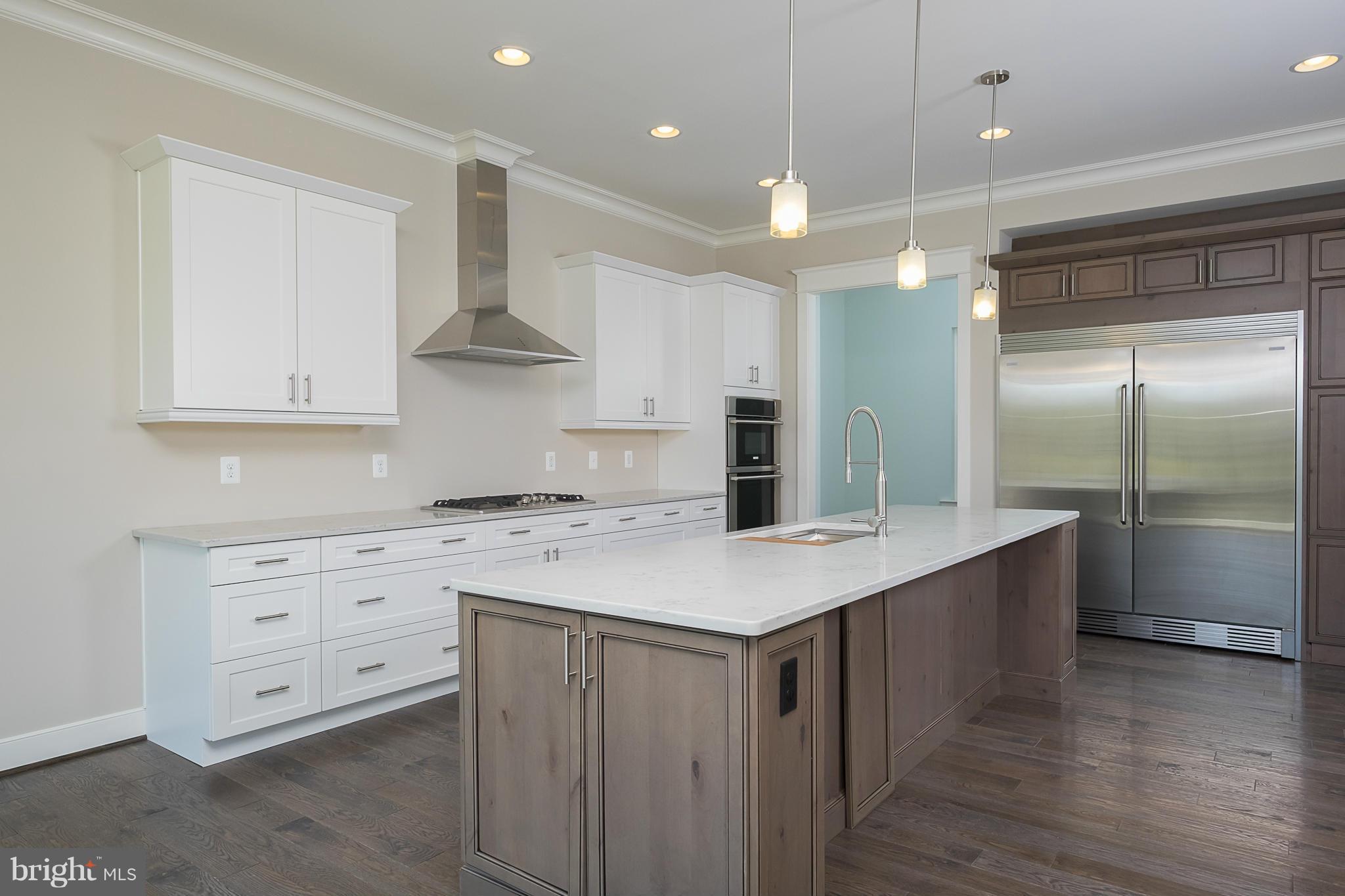 SOUTH RIVER CROSSING - Residential