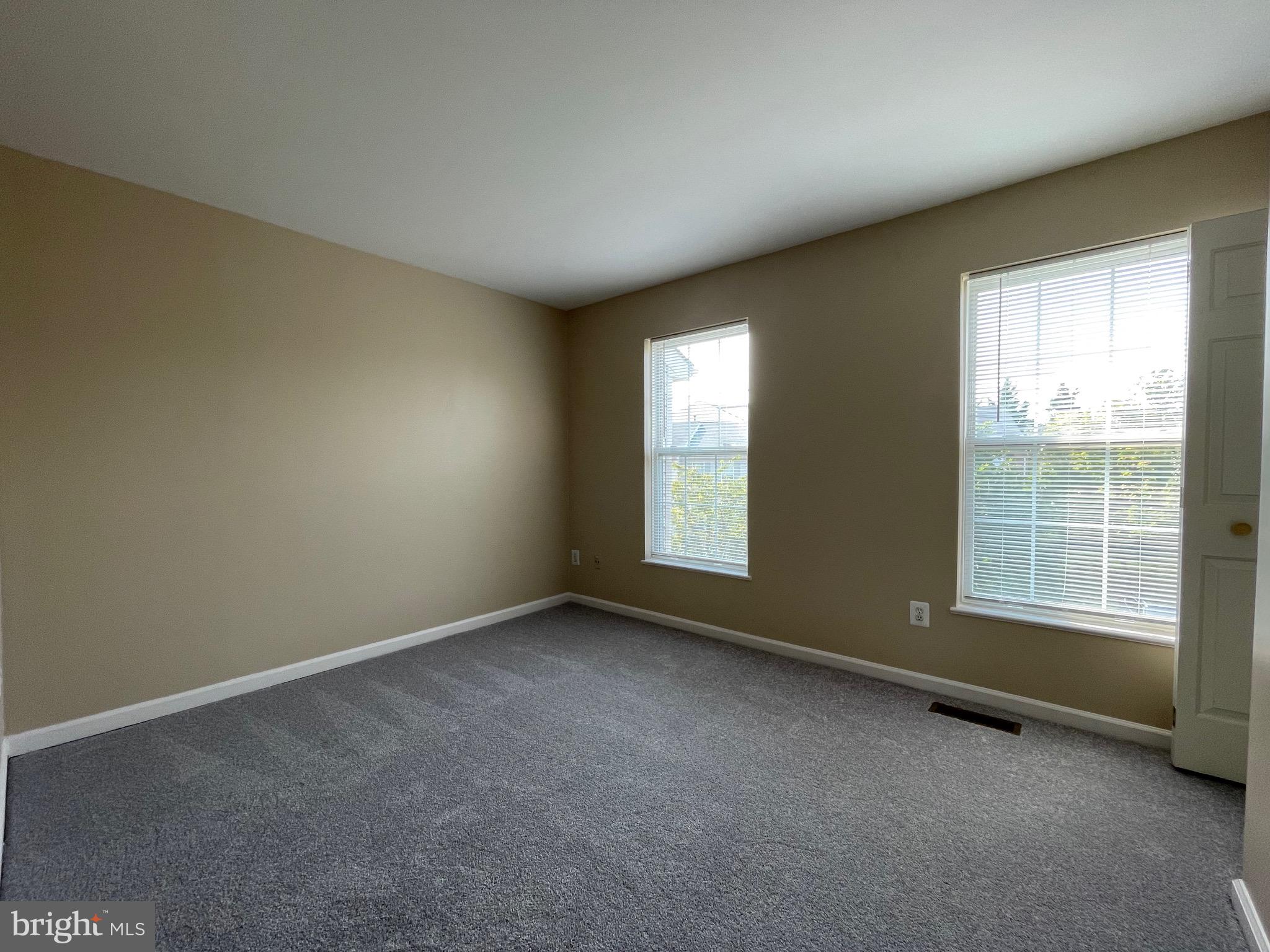 JAPONICA - Residential Lease