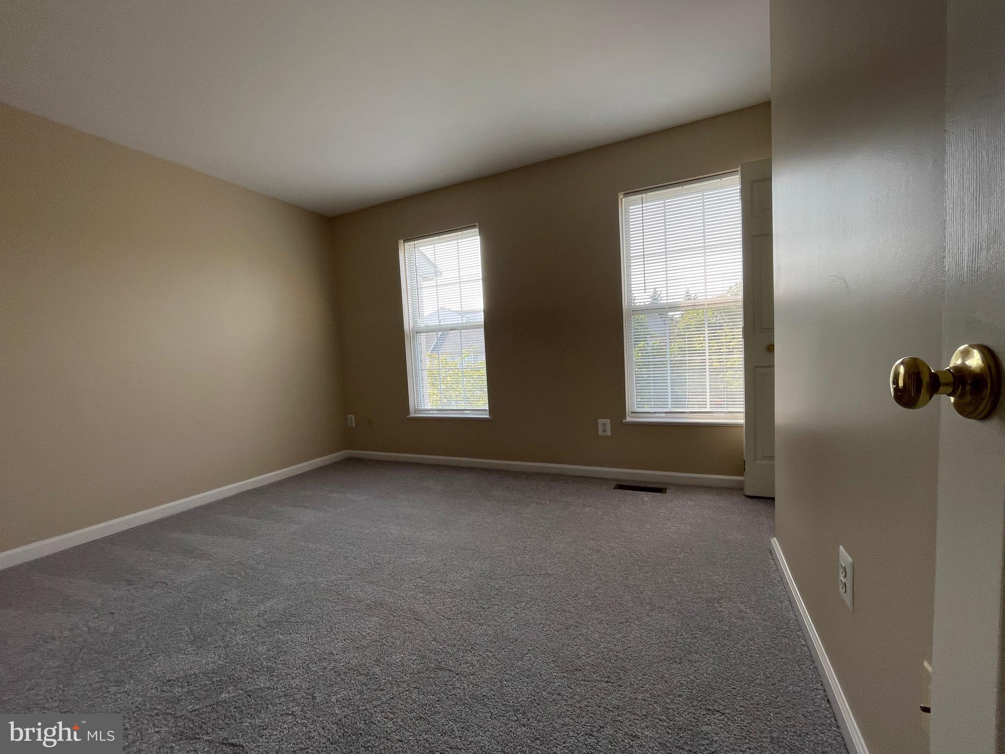 JAPONICA - Residential Lease