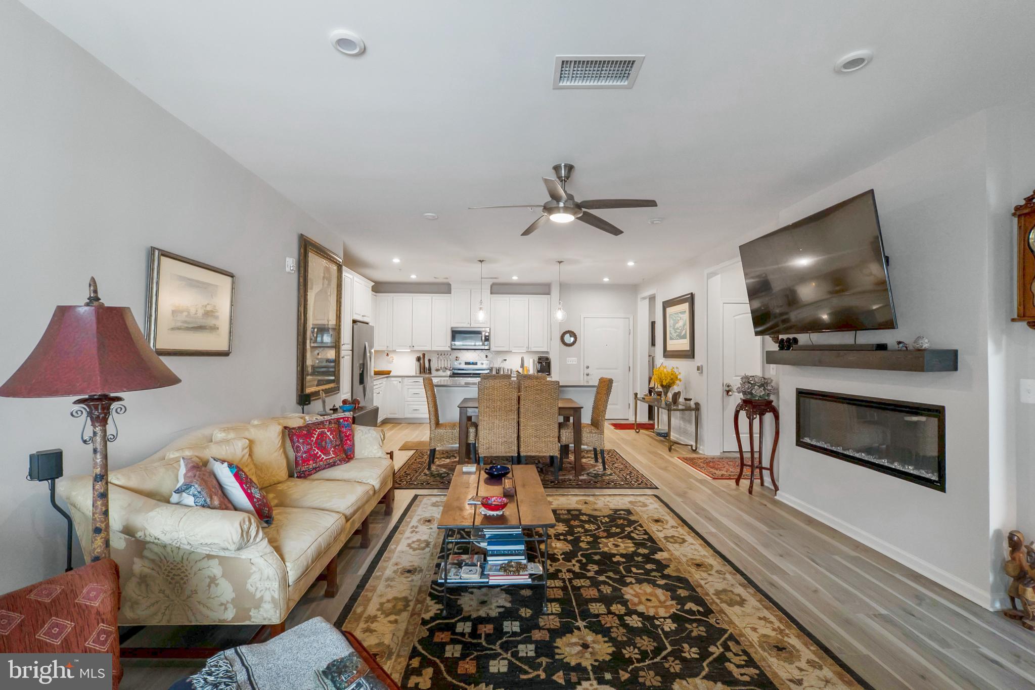 CABIN BRANCH - Residential