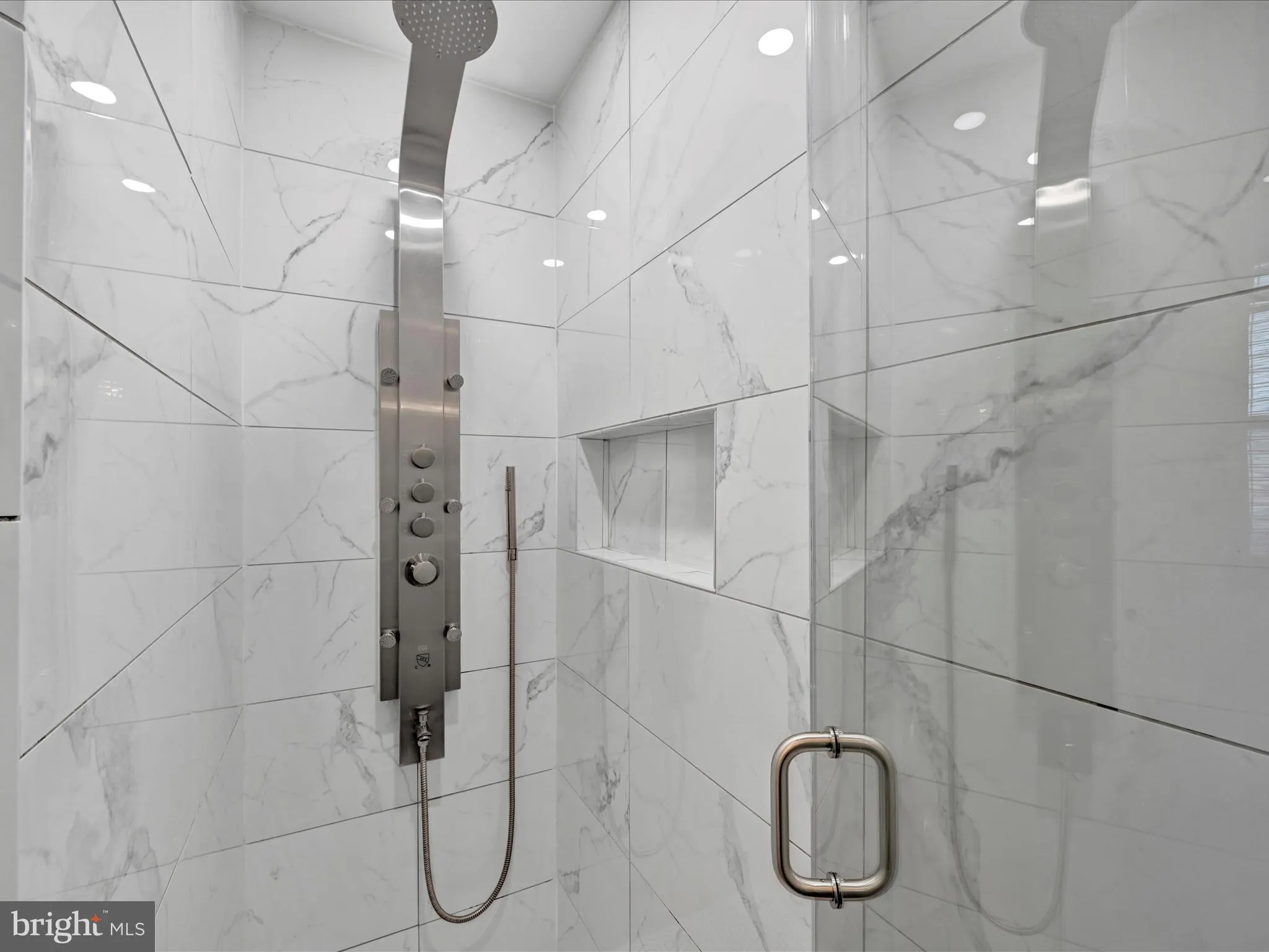 Auburn, Pennsylvania 17922, United States, 4 Bedrooms Bedrooms, ,3 BathroomsBathrooms,Residential,Active,94958