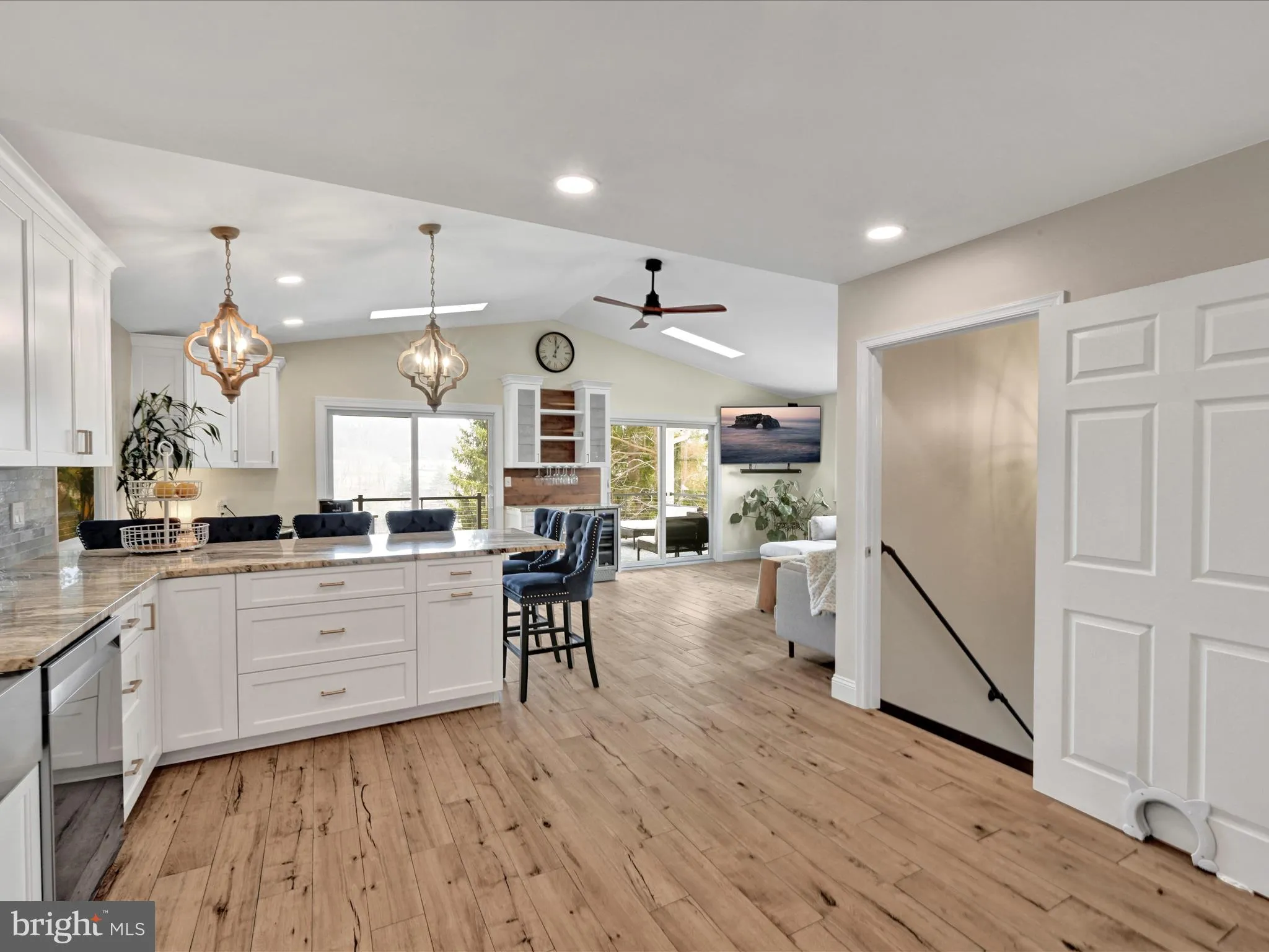 Auburn, Pennsylvania 17922, United States, 4 Bedrooms Bedrooms, ,3 BathroomsBathrooms,Residential,Active,94958