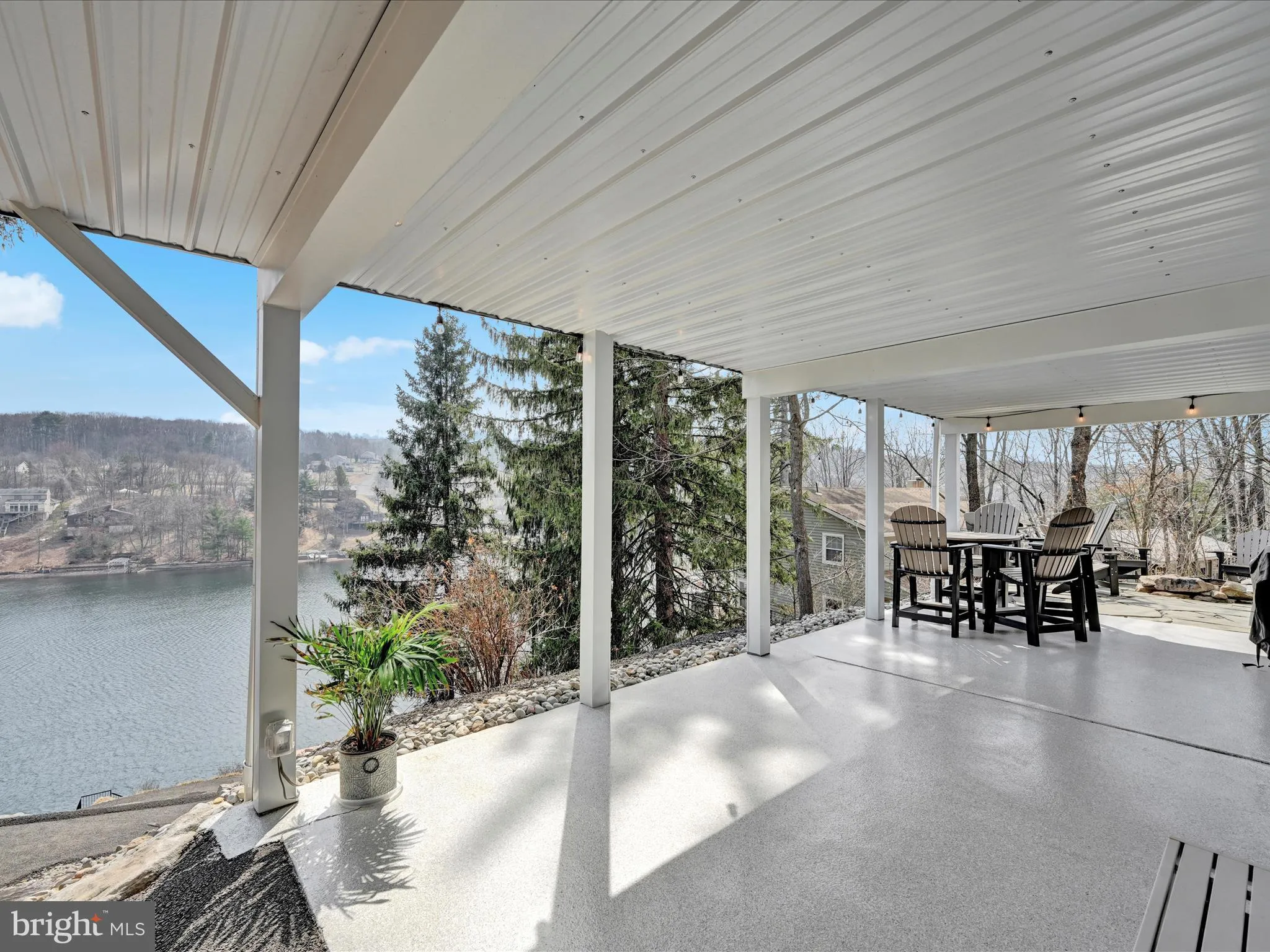 Auburn, Pennsylvania 17922, United States, 4 Bedrooms Bedrooms, ,3 BathroomsBathrooms,Residential,Active,94958