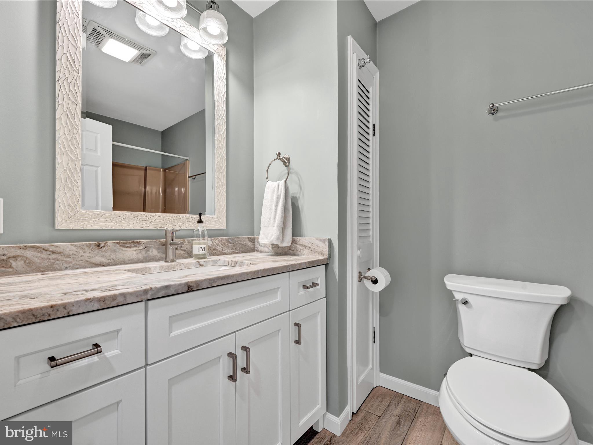 LAKE WYNONAH - Residential