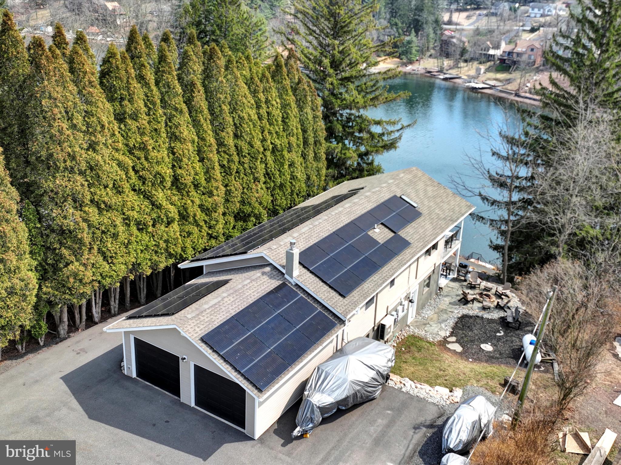 LAKE WYNONAH - Residential