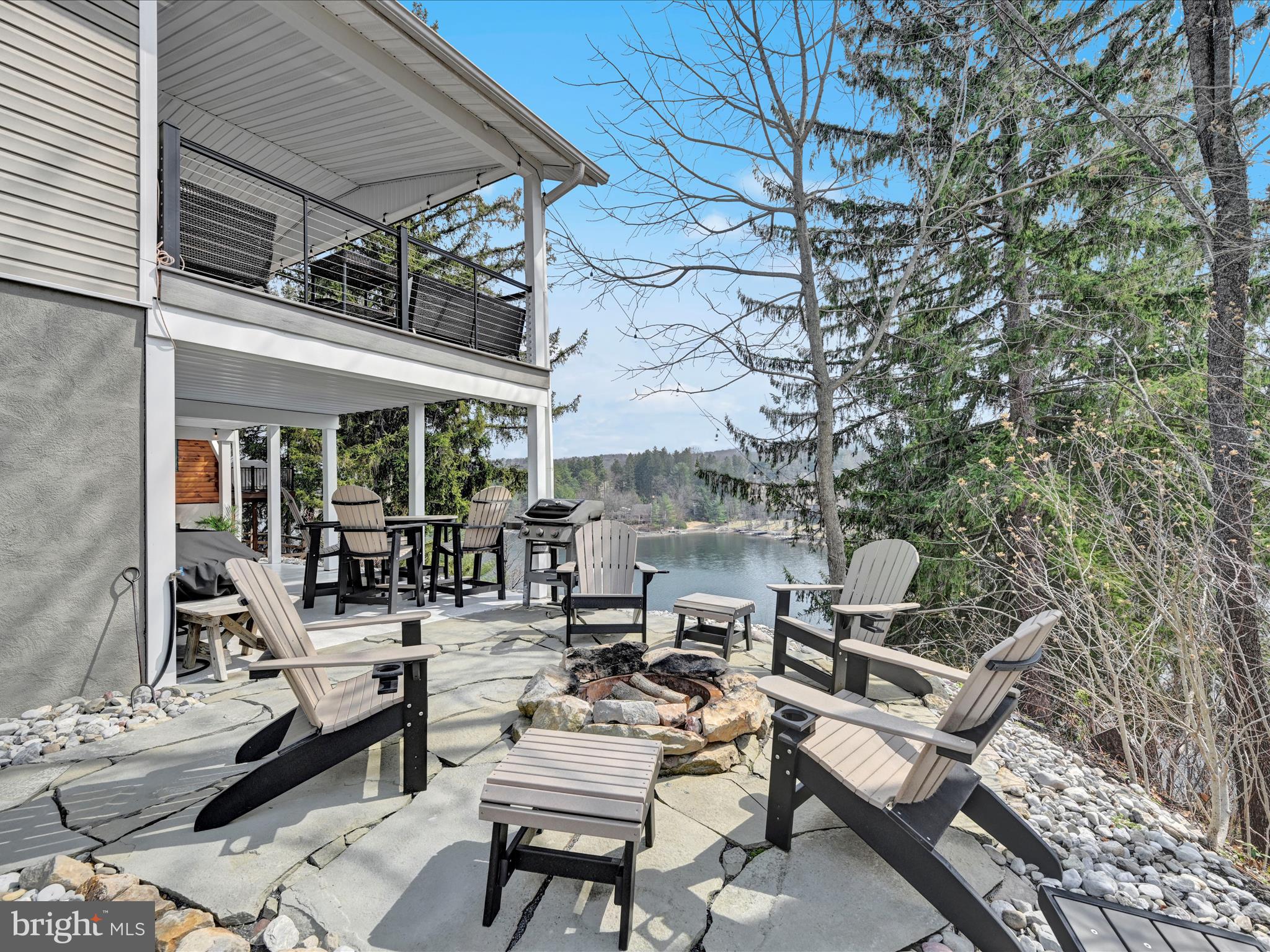 LAKE WYNONAH - Residential