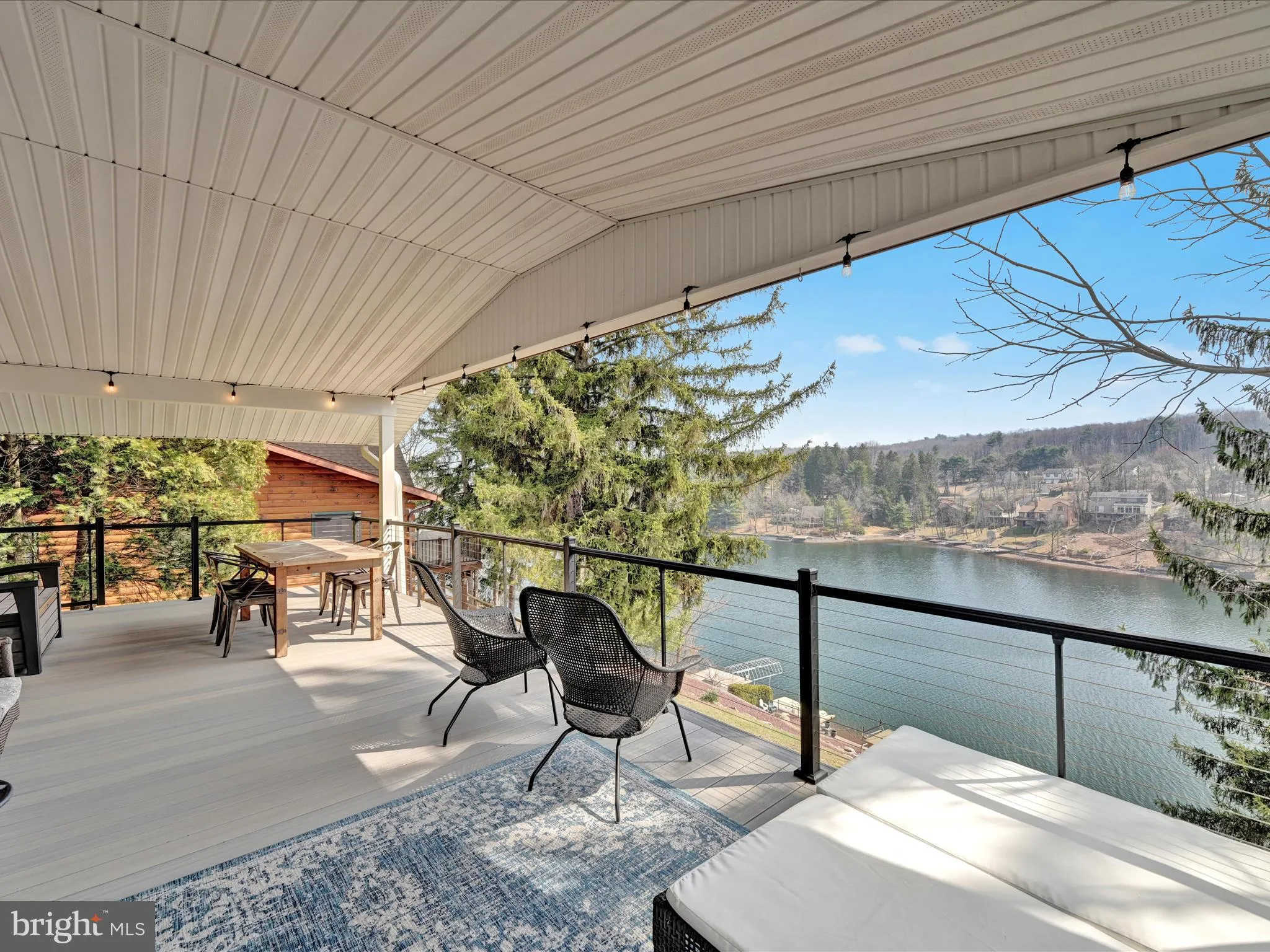 Auburn, Pennsylvania 17922, United States, 4 Bedrooms Bedrooms, ,3 BathroomsBathrooms,Residential,Active,94958