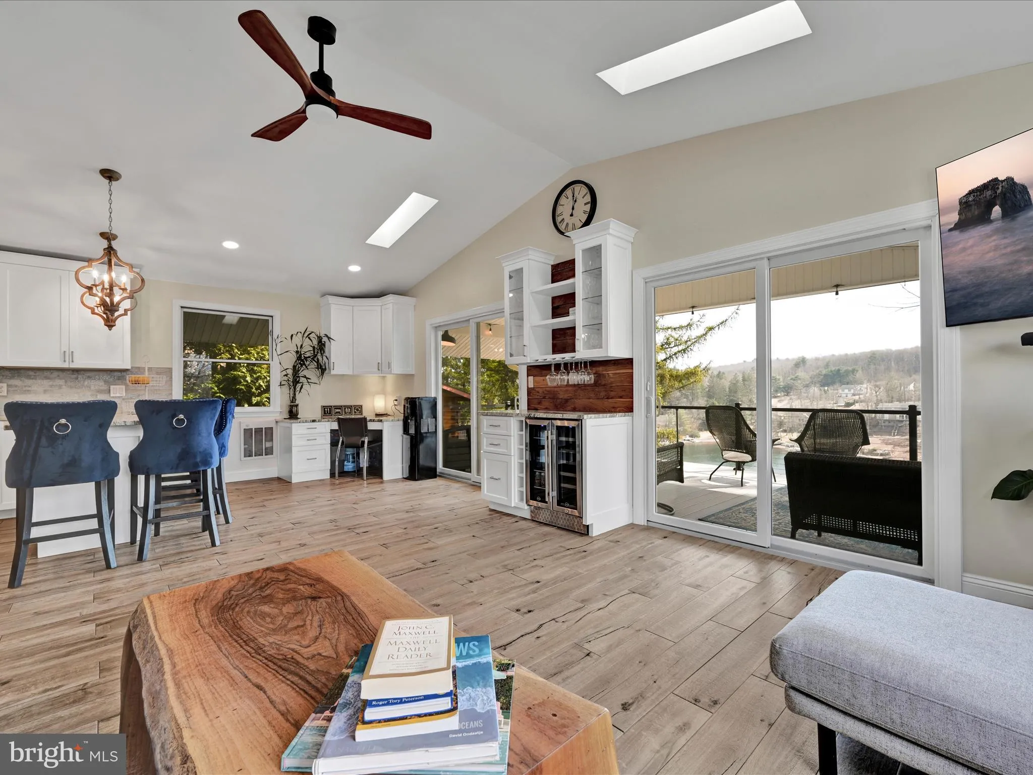 Auburn, Pennsylvania 17922, United States, 4 Bedrooms Bedrooms, ,3 BathroomsBathrooms,Residential,Active,94958