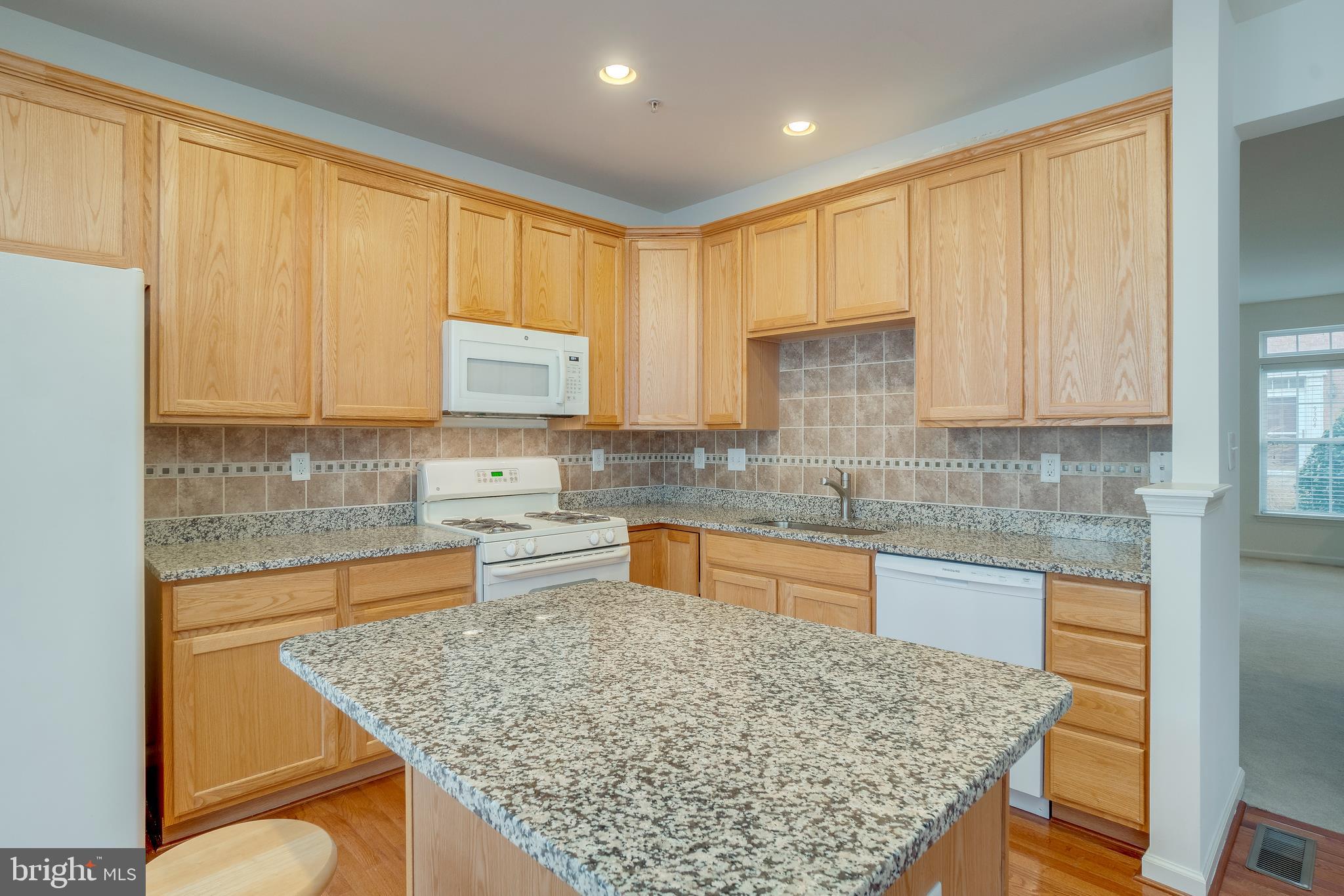 HONEYGO VILLAGE - Residential Lease