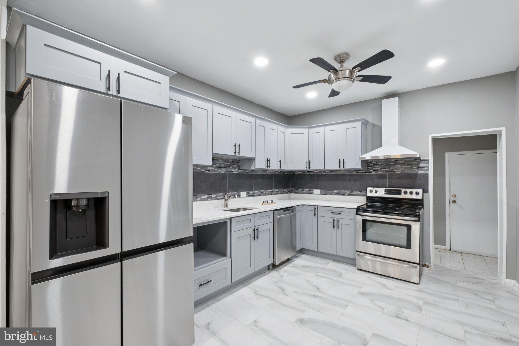 WEST PASSYUNK - Residential