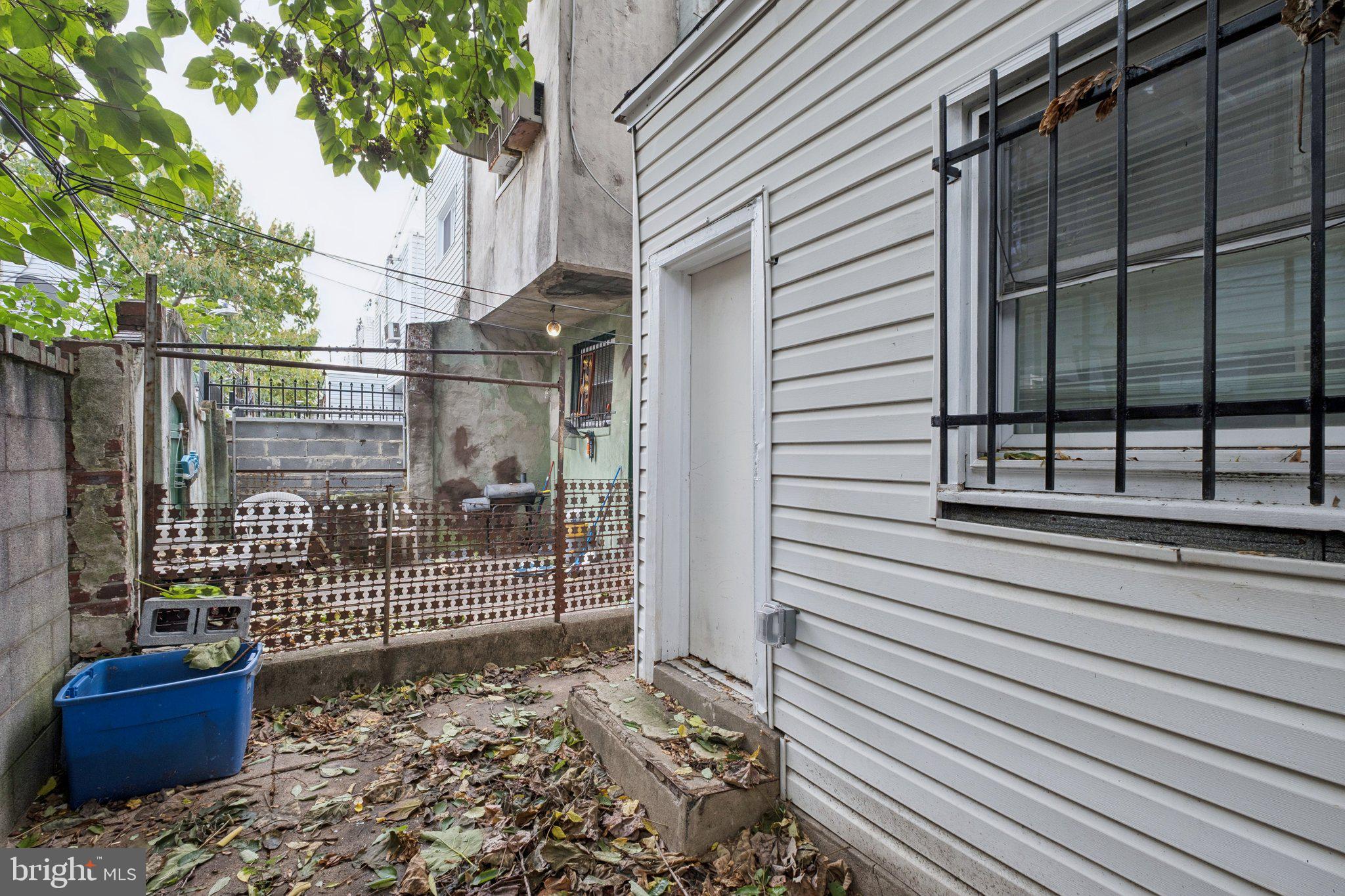 WEST PASSYUNK - Residential