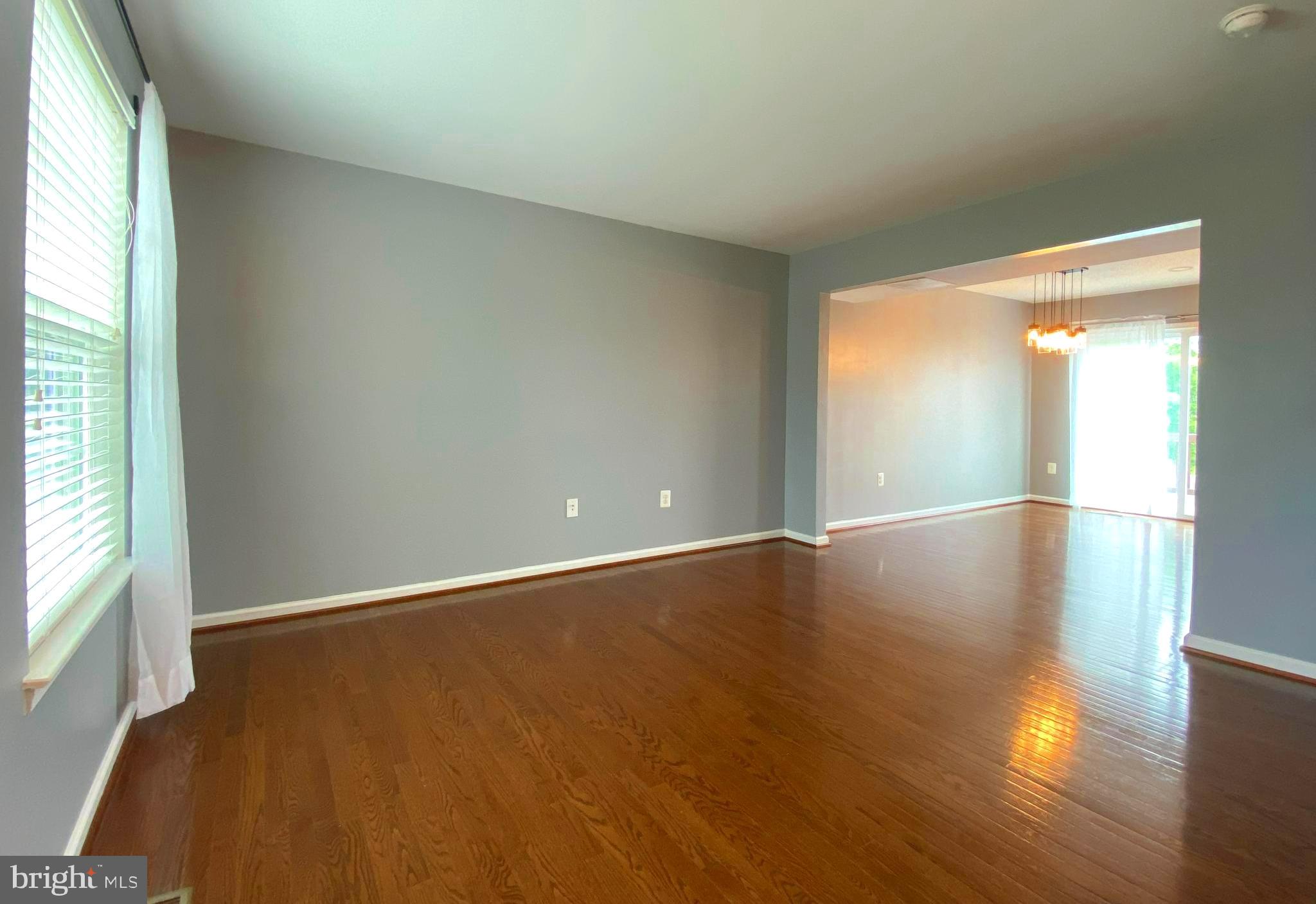 THREE FLAGS - Residential Lease