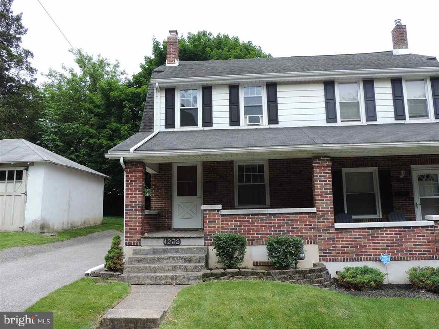 Ready for immediate occupancy as you say goodbye to renting and hello to this awesome home.  Beautiful hardwood floors, newer windows and roof.  All appliances included.  Prepare to fall in love with this great home. First American Home Warranty included!