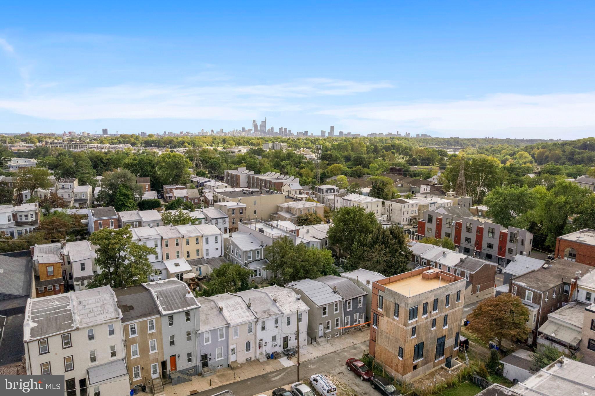 EAST FALLS - Residential