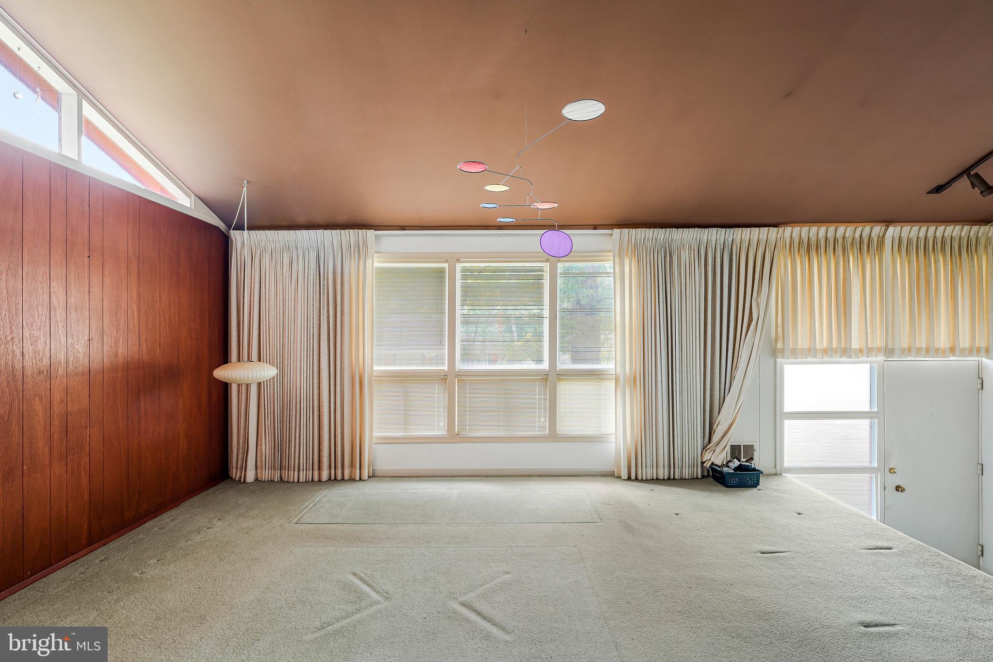 KINGS PARK - Residential