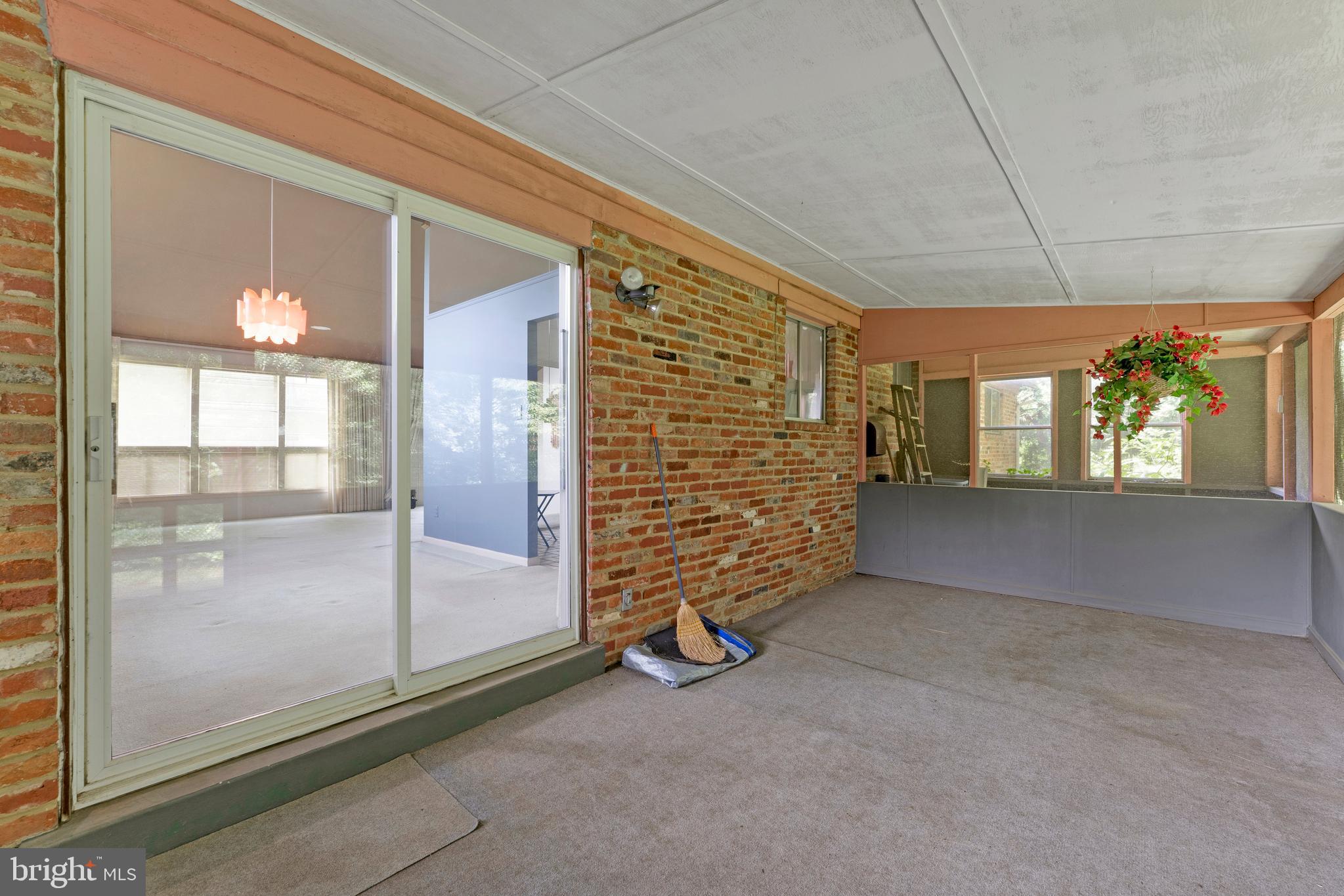 KINGS PARK - Residential