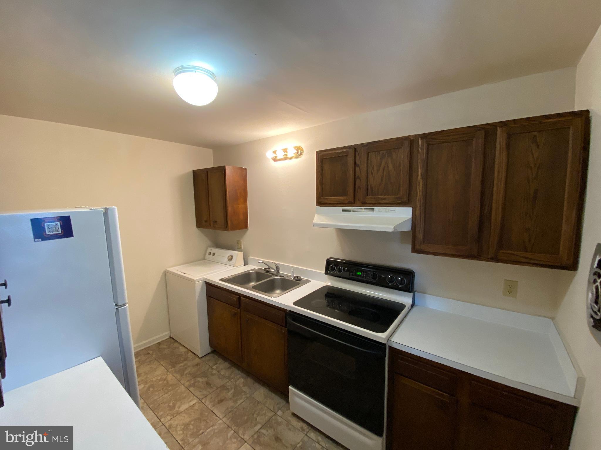 DUCLOS - Residential Lease