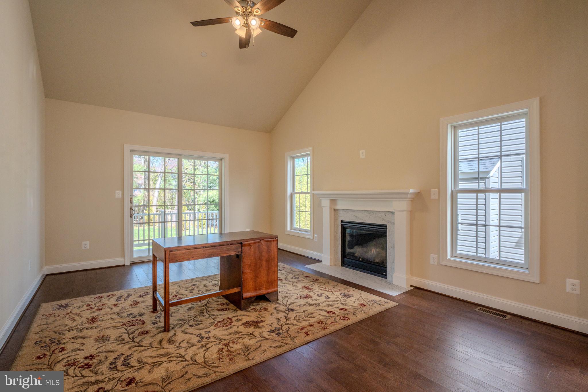 DOROLY GARDENS - Residential