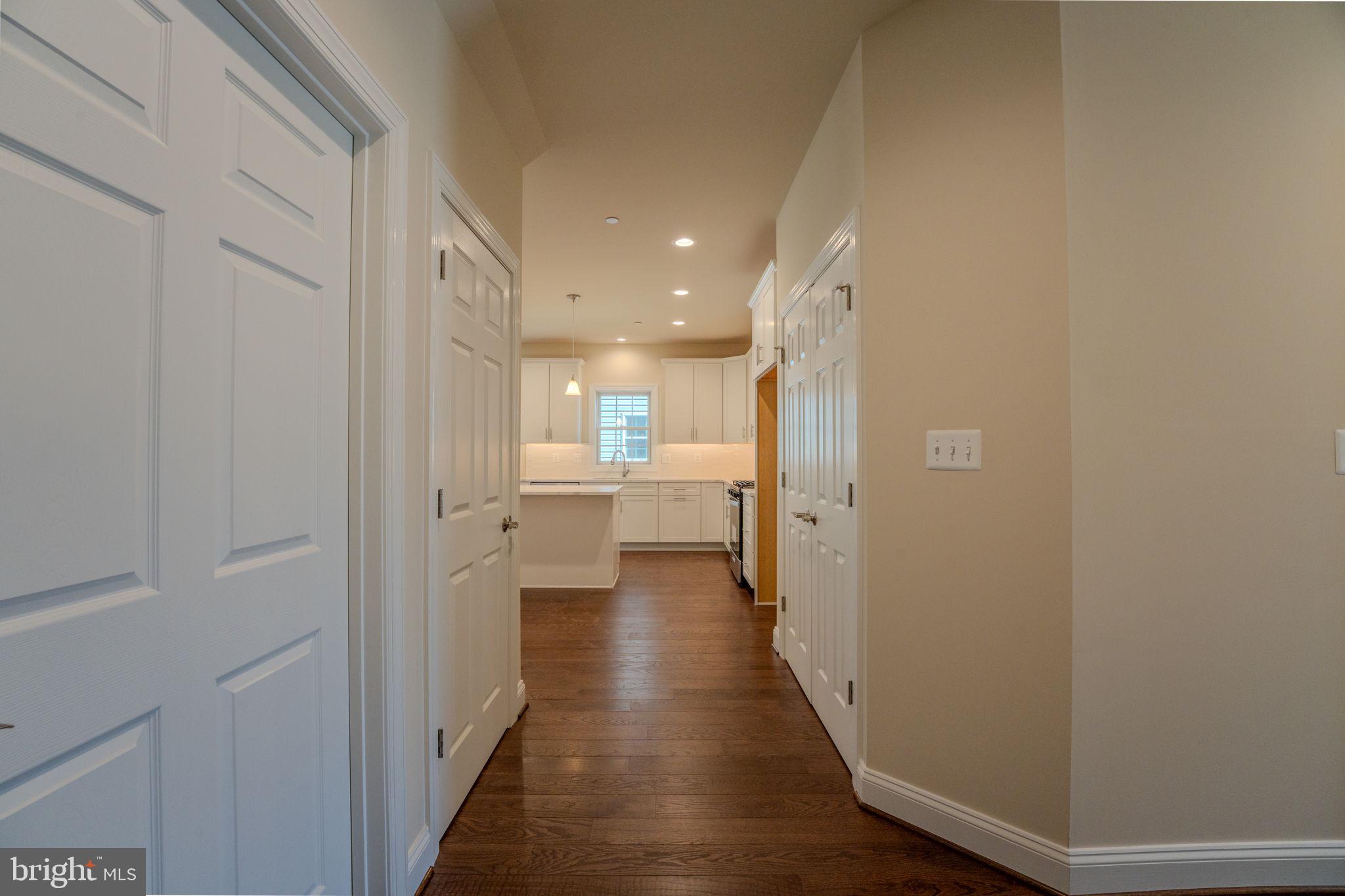 DOROLY GARDENS - Residential