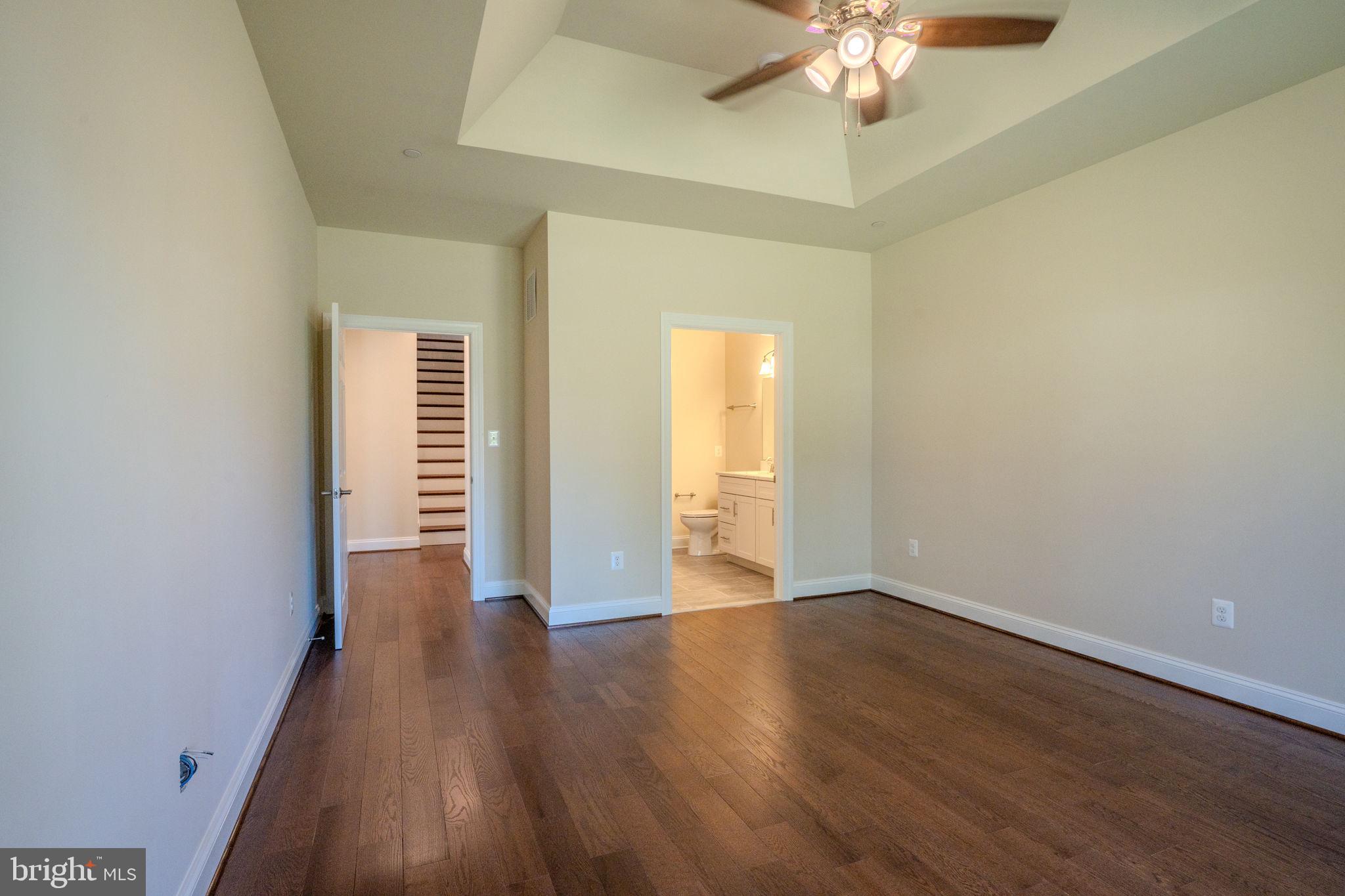 DOROLY GARDENS - Residential