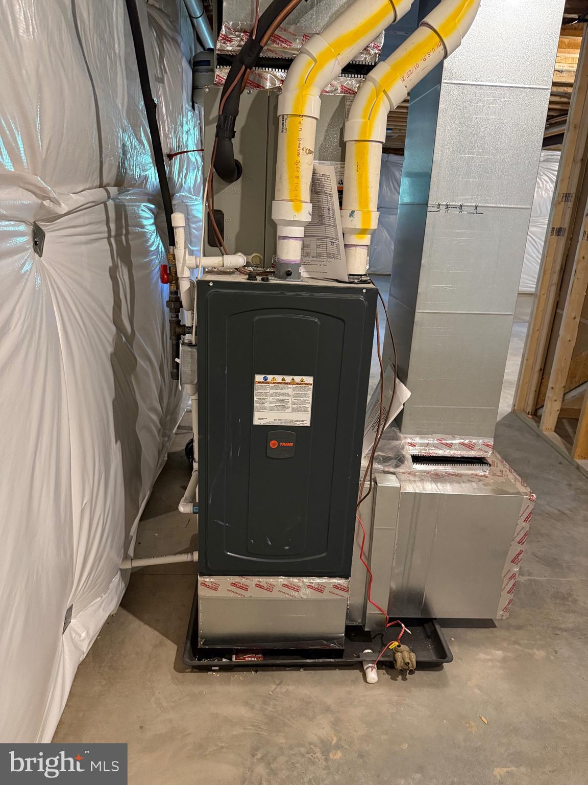 DOROLY GARDENS - Residential