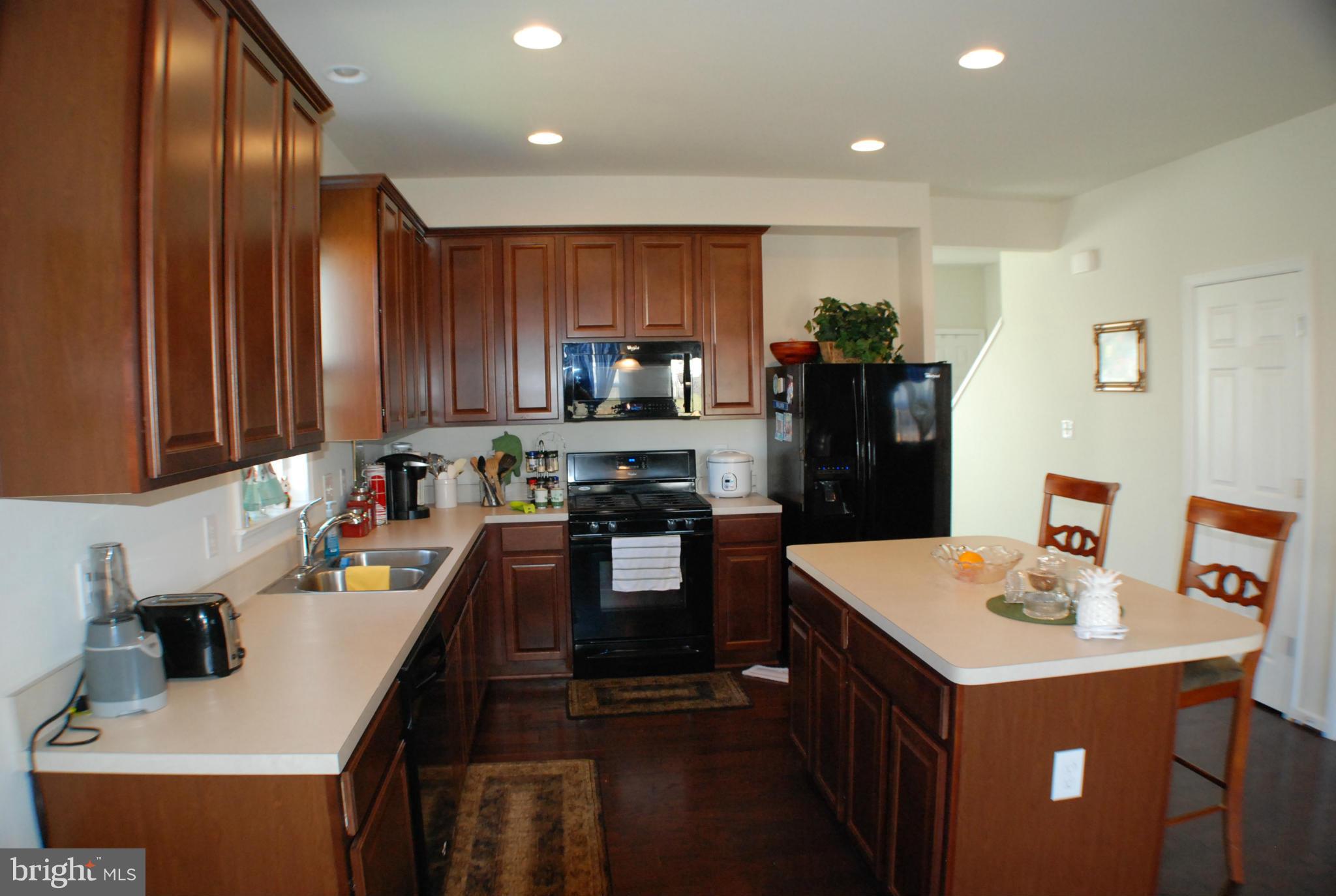 MEADOWS EDGE - Residential