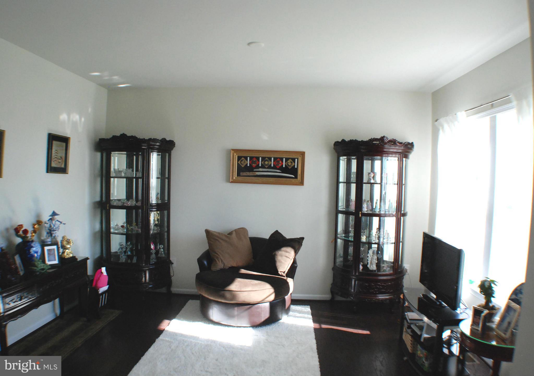 MEADOWS EDGE - Residential