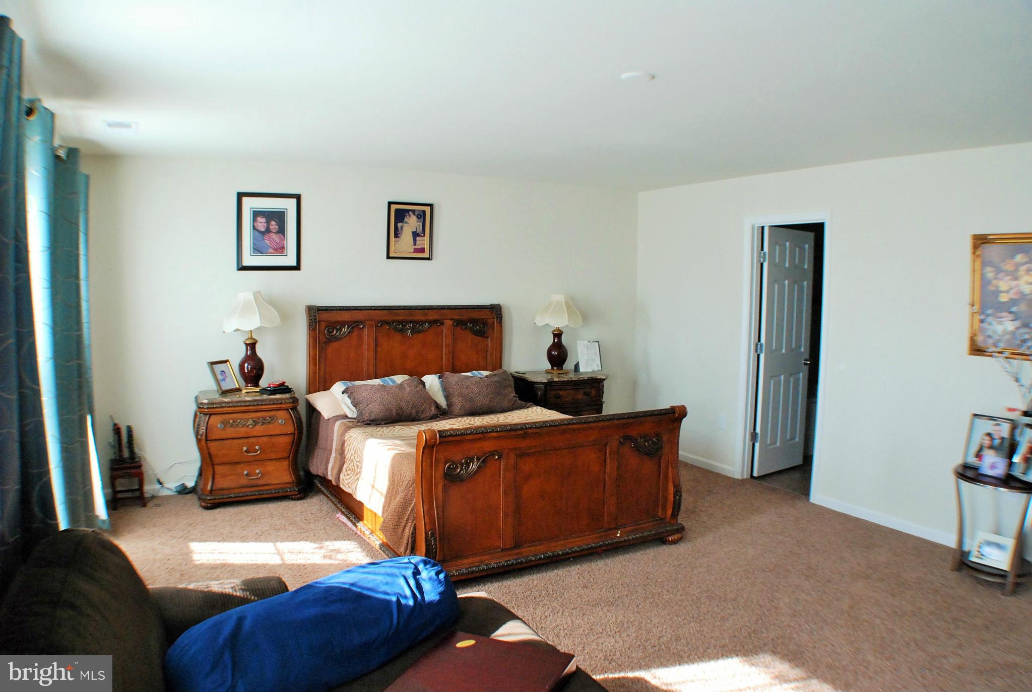 MEADOWS EDGE - Residential