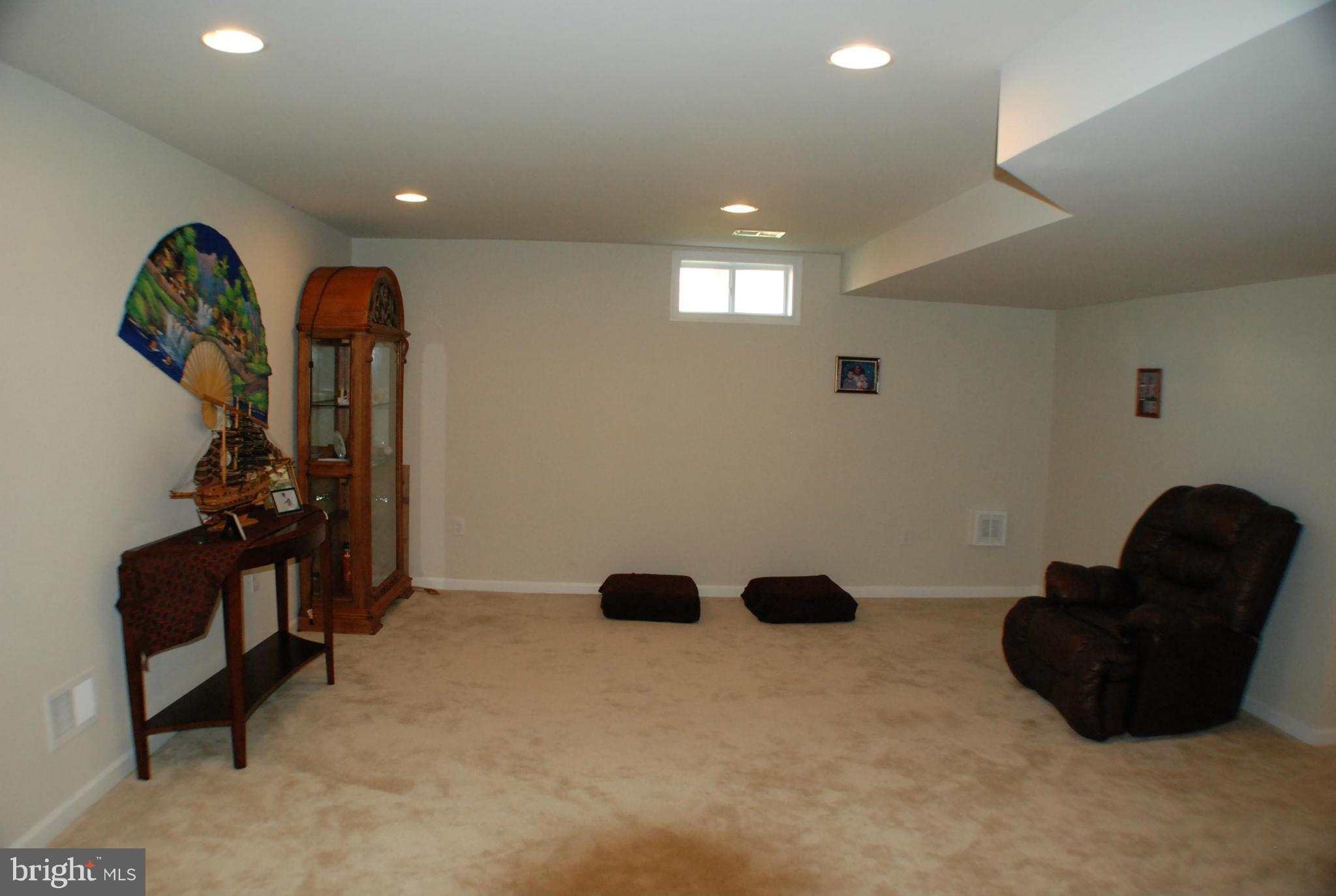 MEADOWS EDGE - Residential